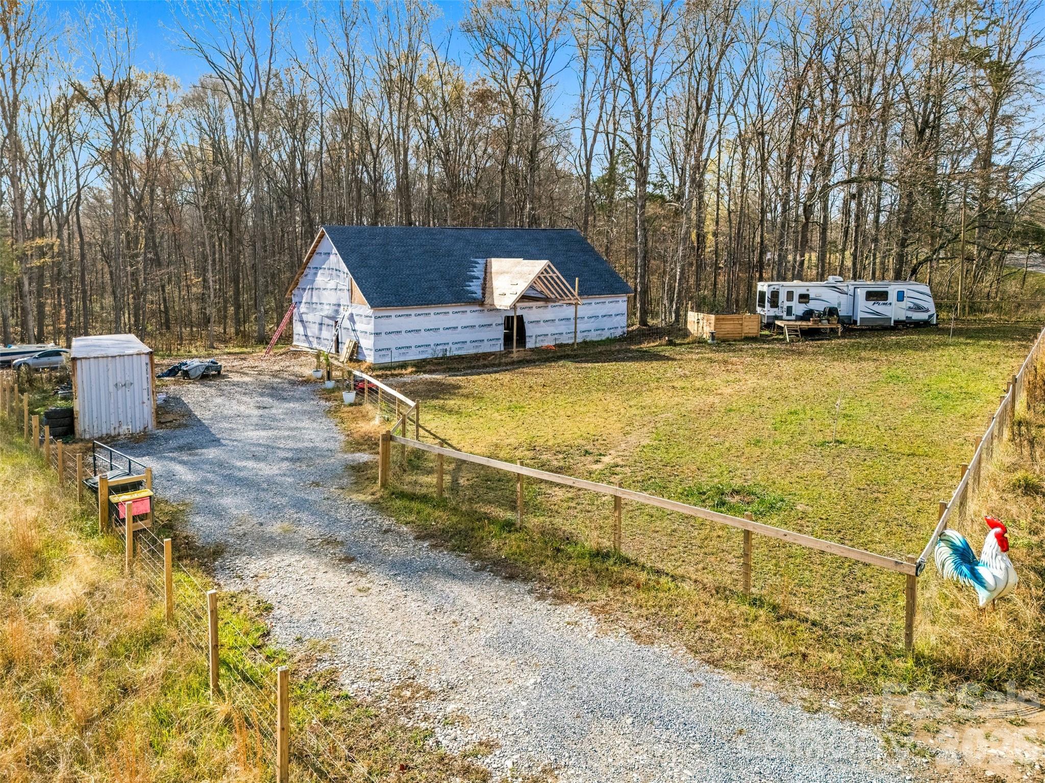 6027 Campbell Road — York