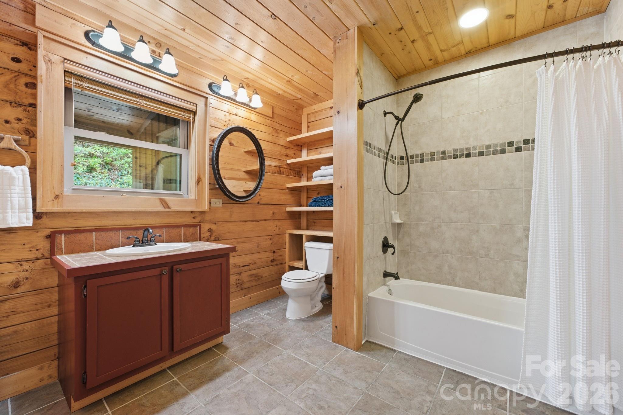1026 High Top Mountain Road — Whittier