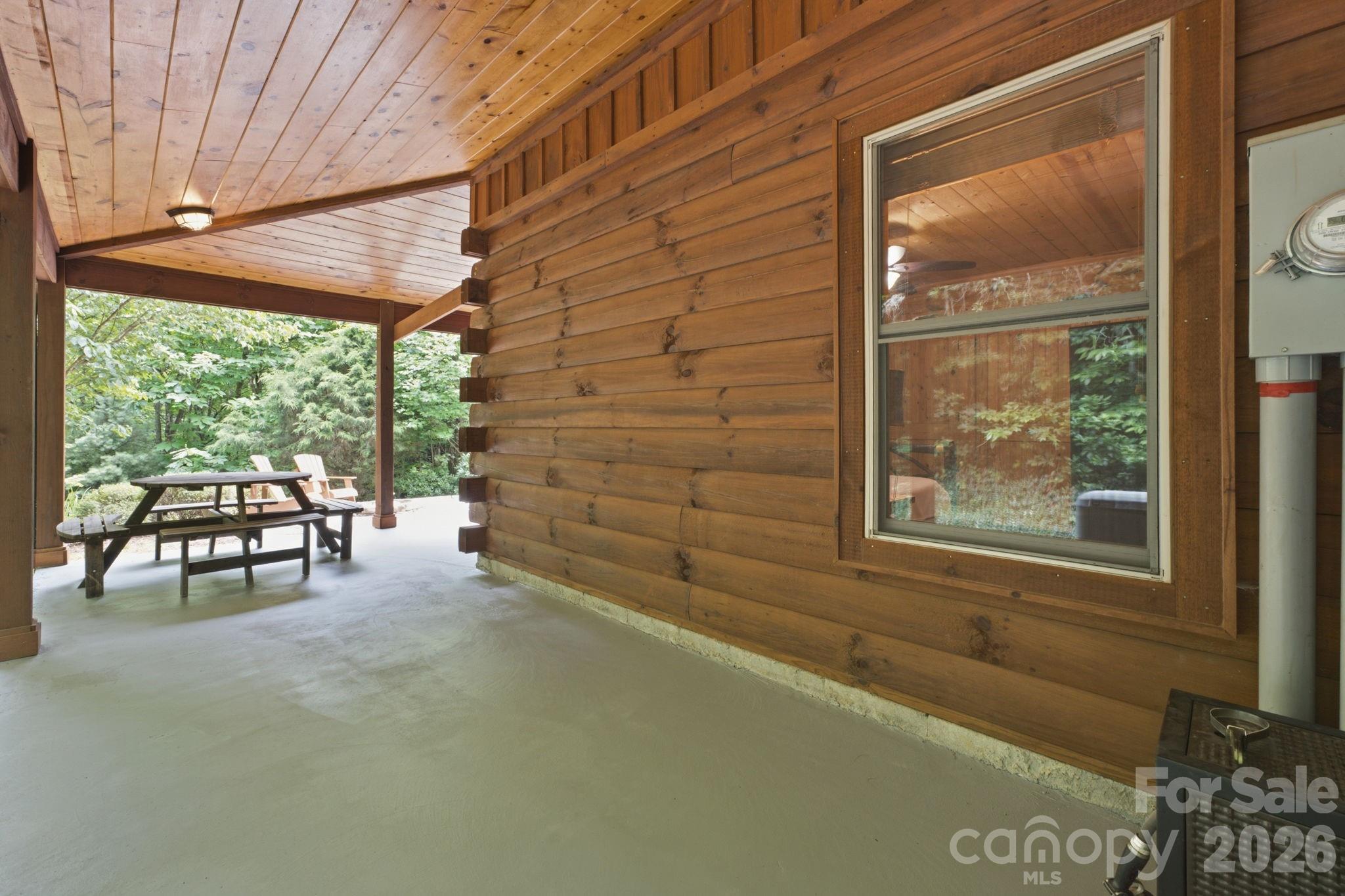 1026 High Top Mountain Road — Whittier