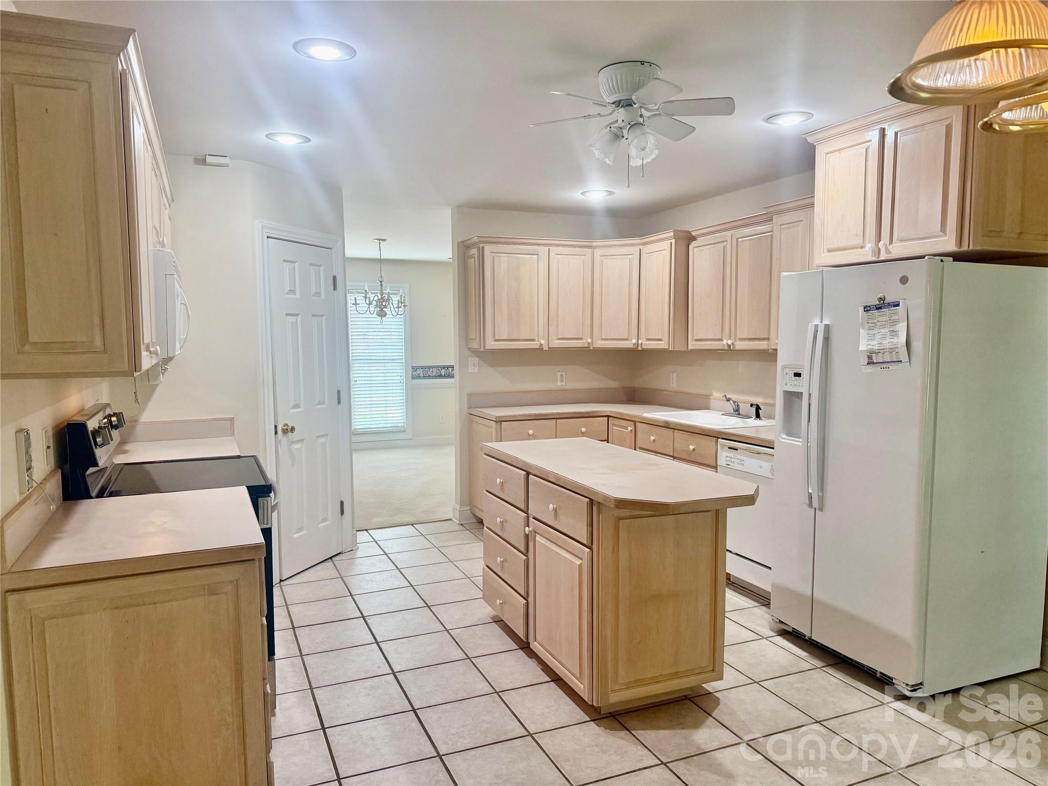 112 Mooreland Drive NE — Conover