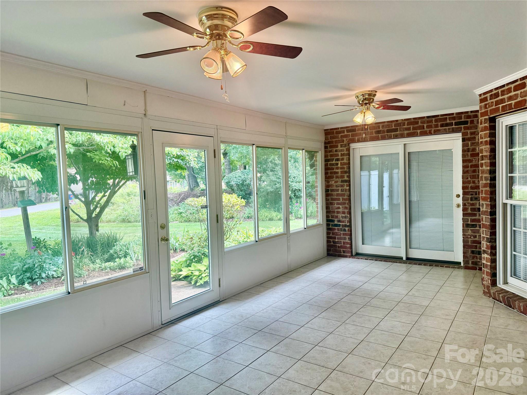 112 Mooreland Drive NE — Conover
