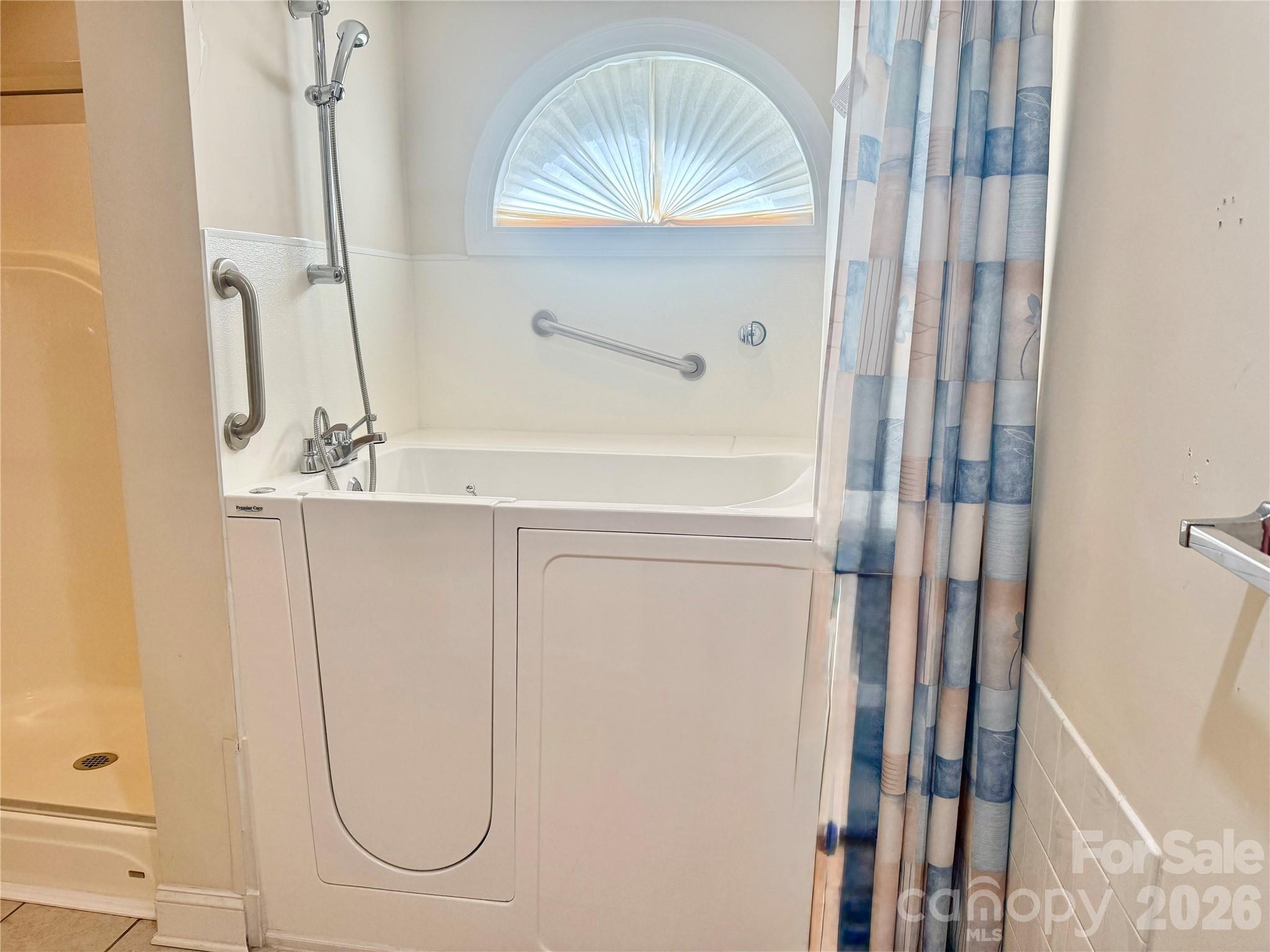 112 Mooreland Drive NE — Conover