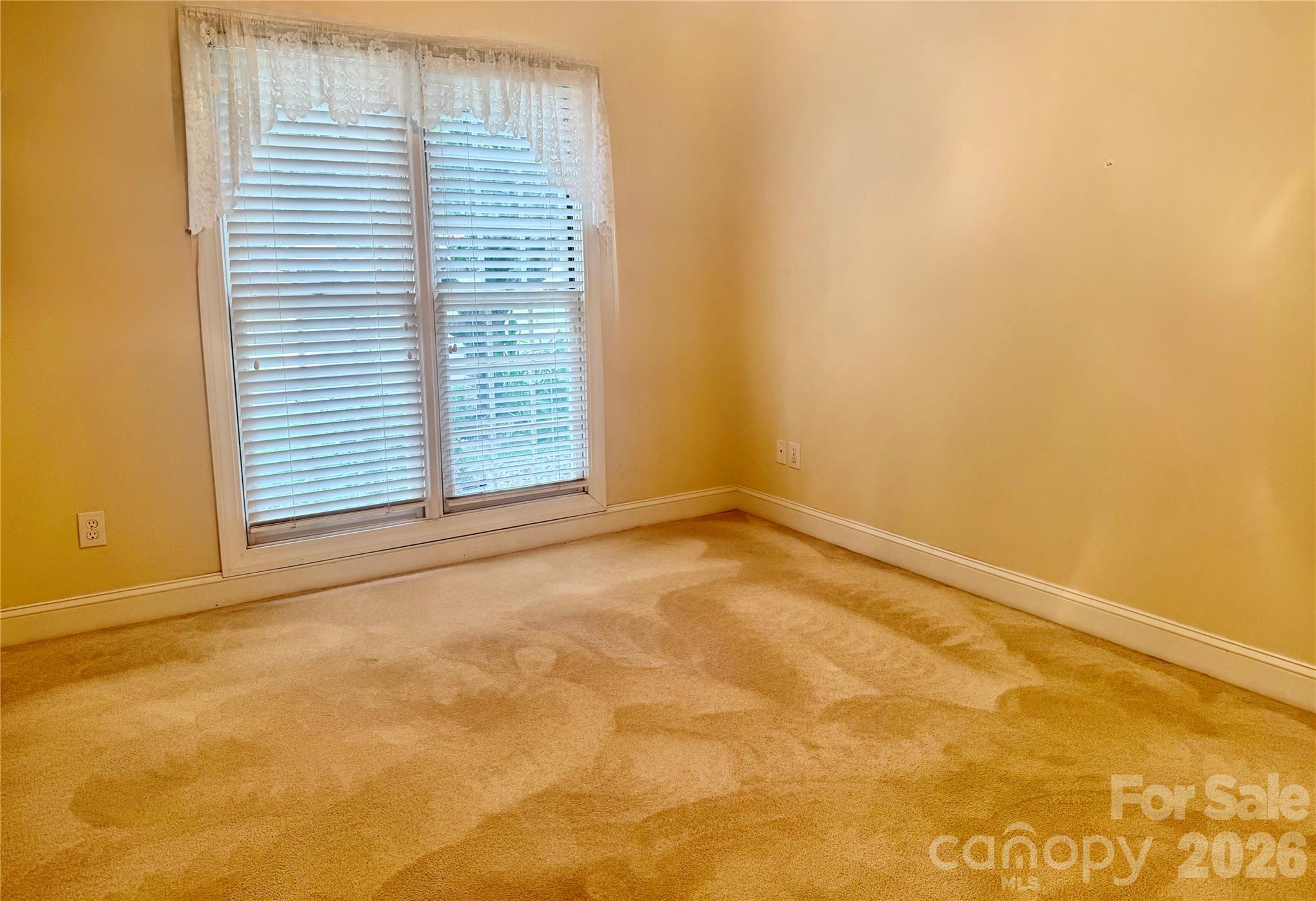 112 Mooreland Drive NE — Conover