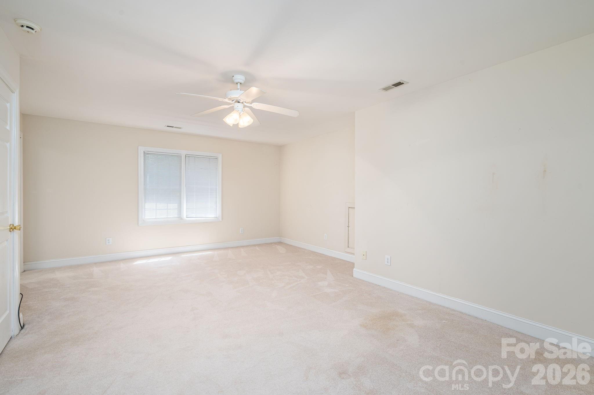 112 Mooreland Drive NE — Conover