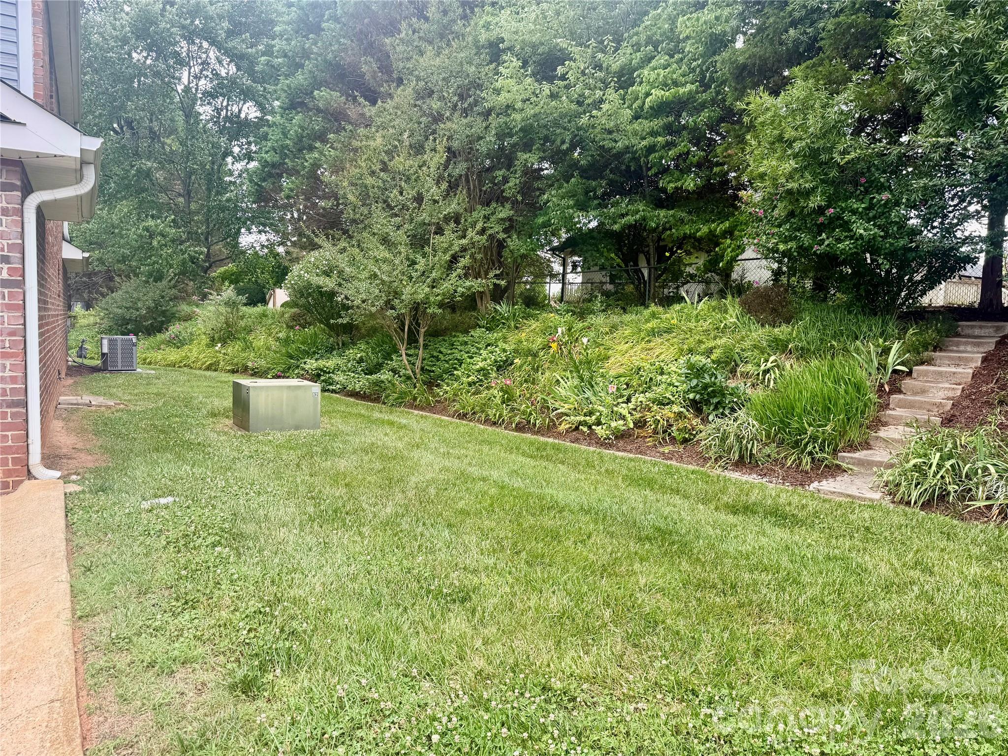 112 Mooreland Drive NE — Conover