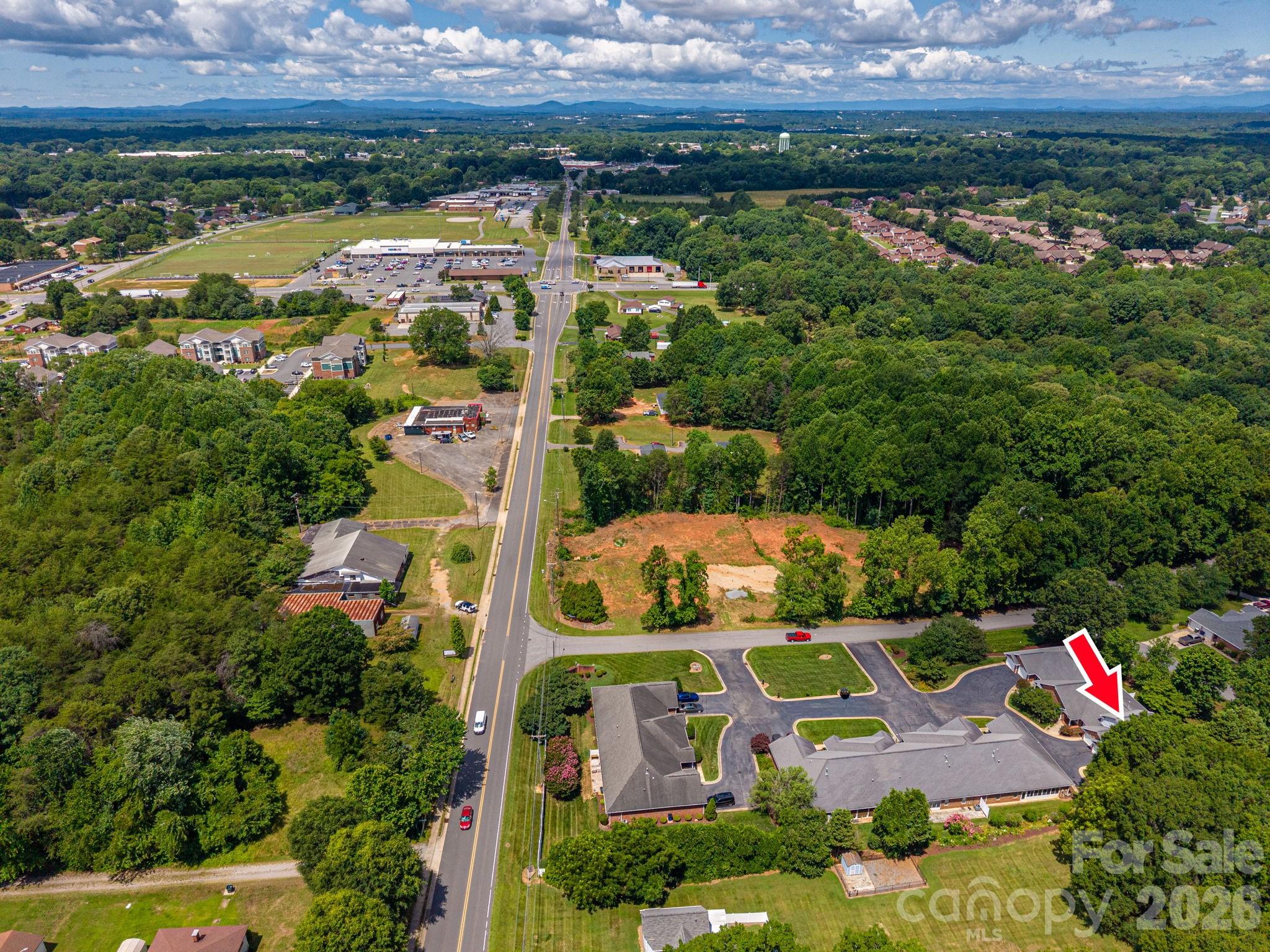 112 Mooreland Drive NE — Conover