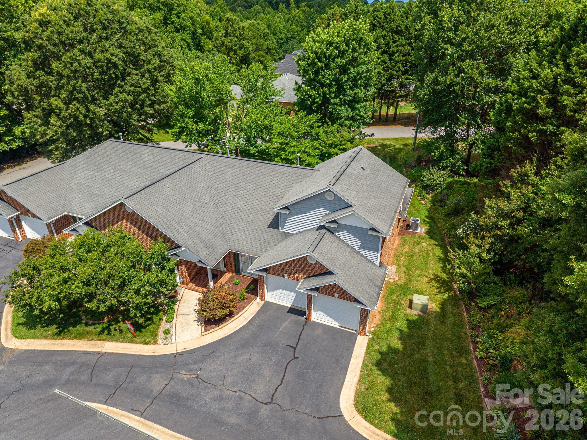 112 Mooreland Drive NE — Conover