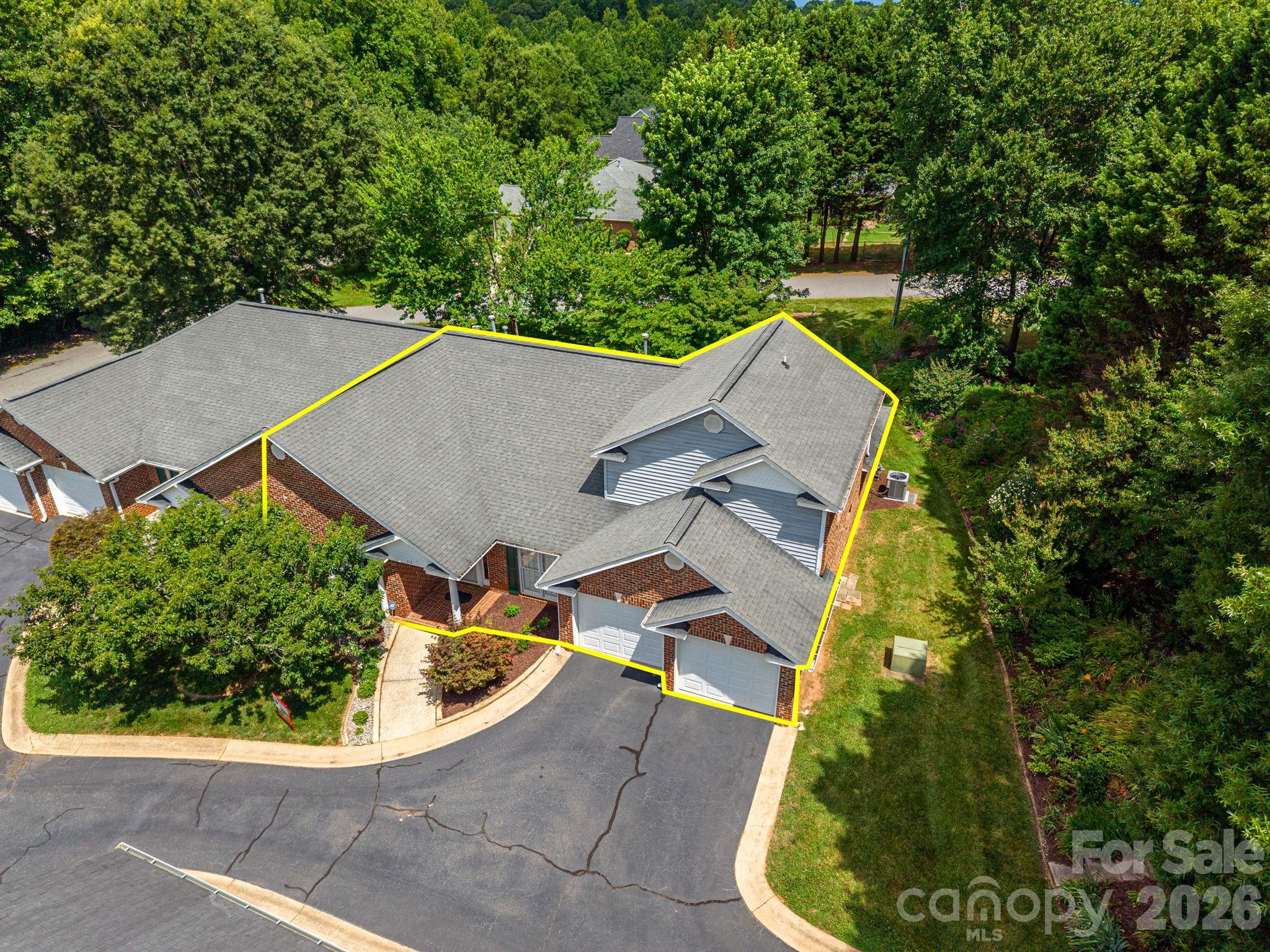 112 Mooreland Drive NE — Conover