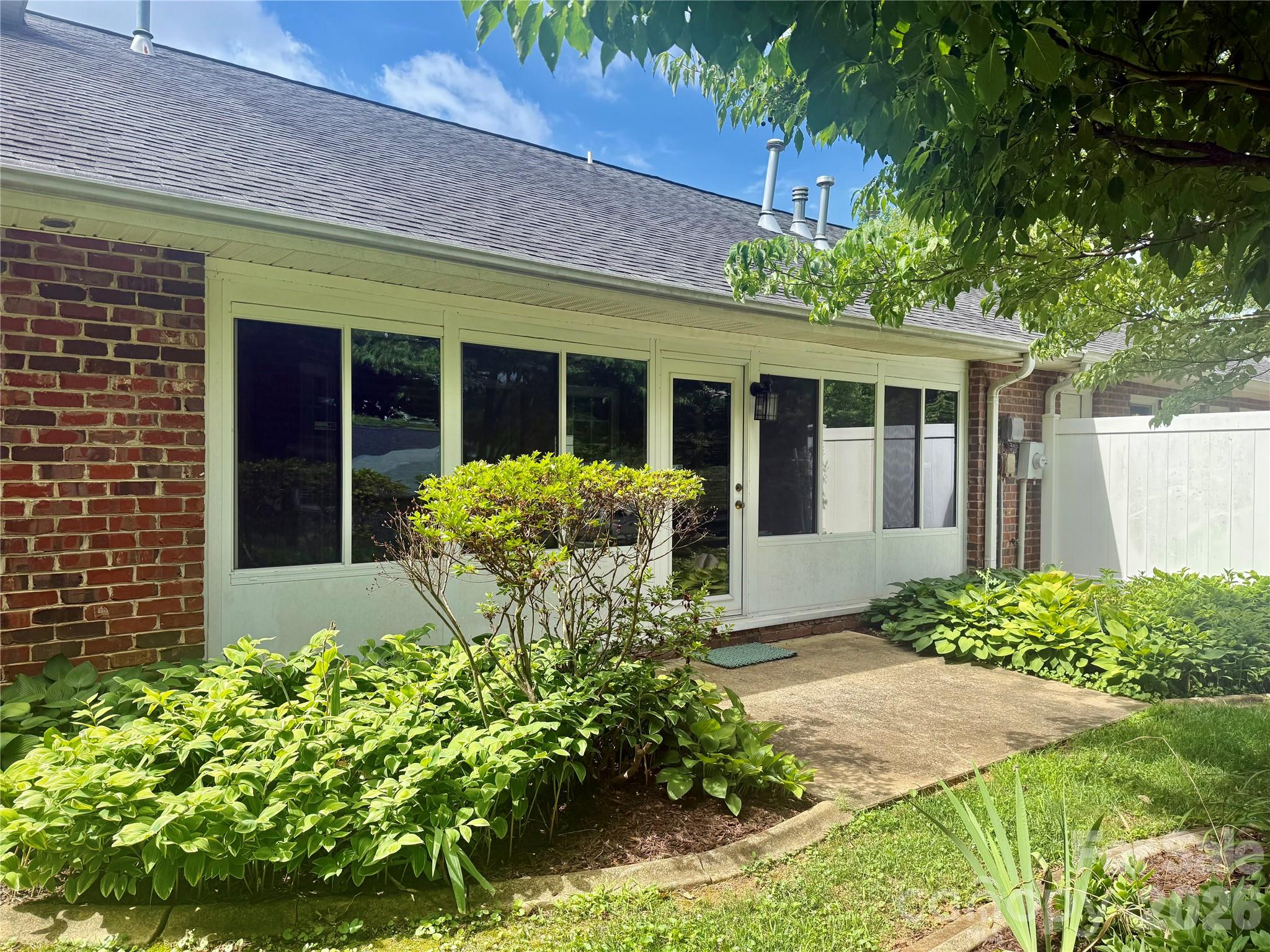 112 Mooreland Drive NE — Conover