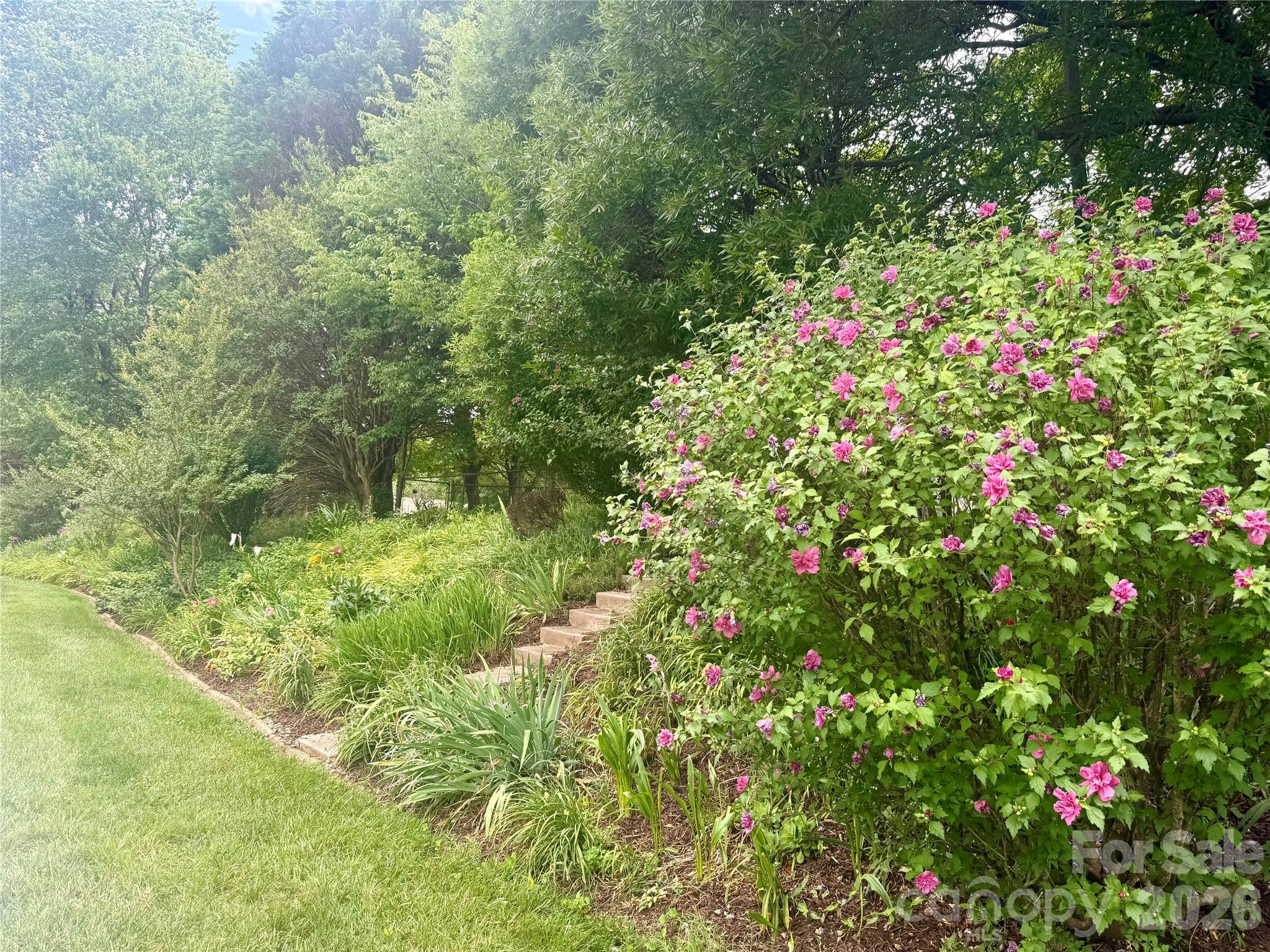 112 Mooreland Drive NE — Conover