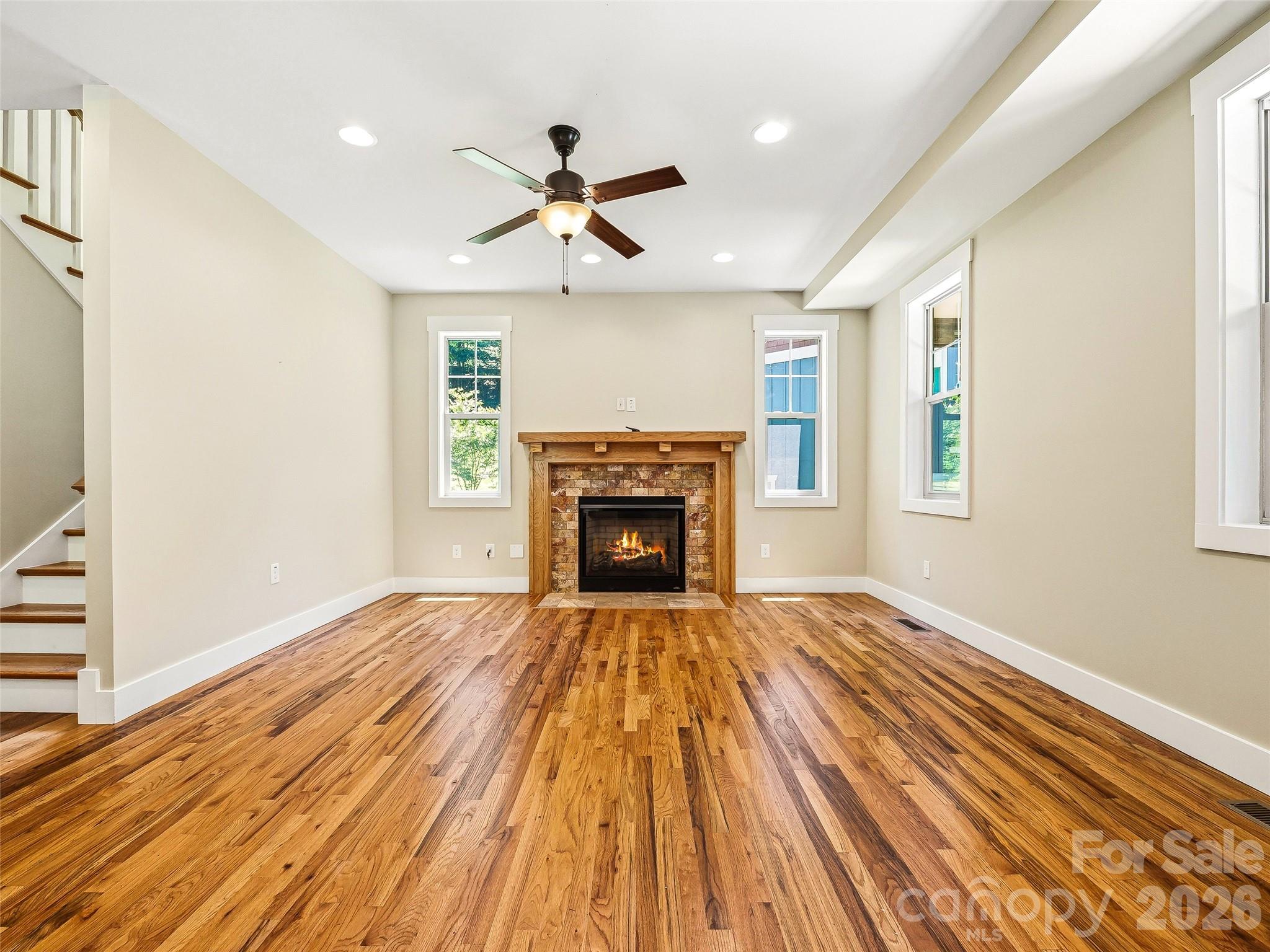 25 Shady Park Lane — Asheville