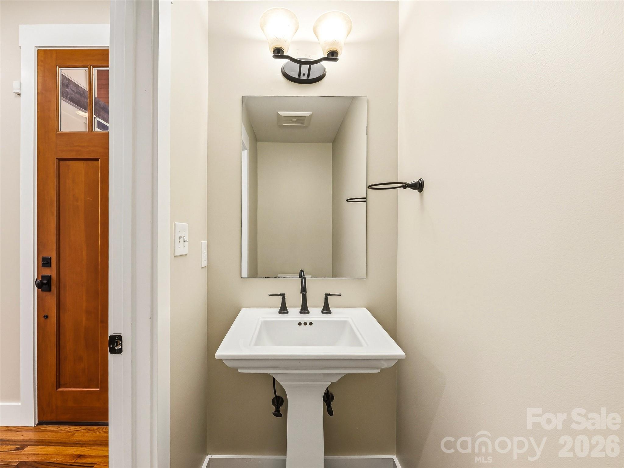 25 Shady Park Lane — Asheville