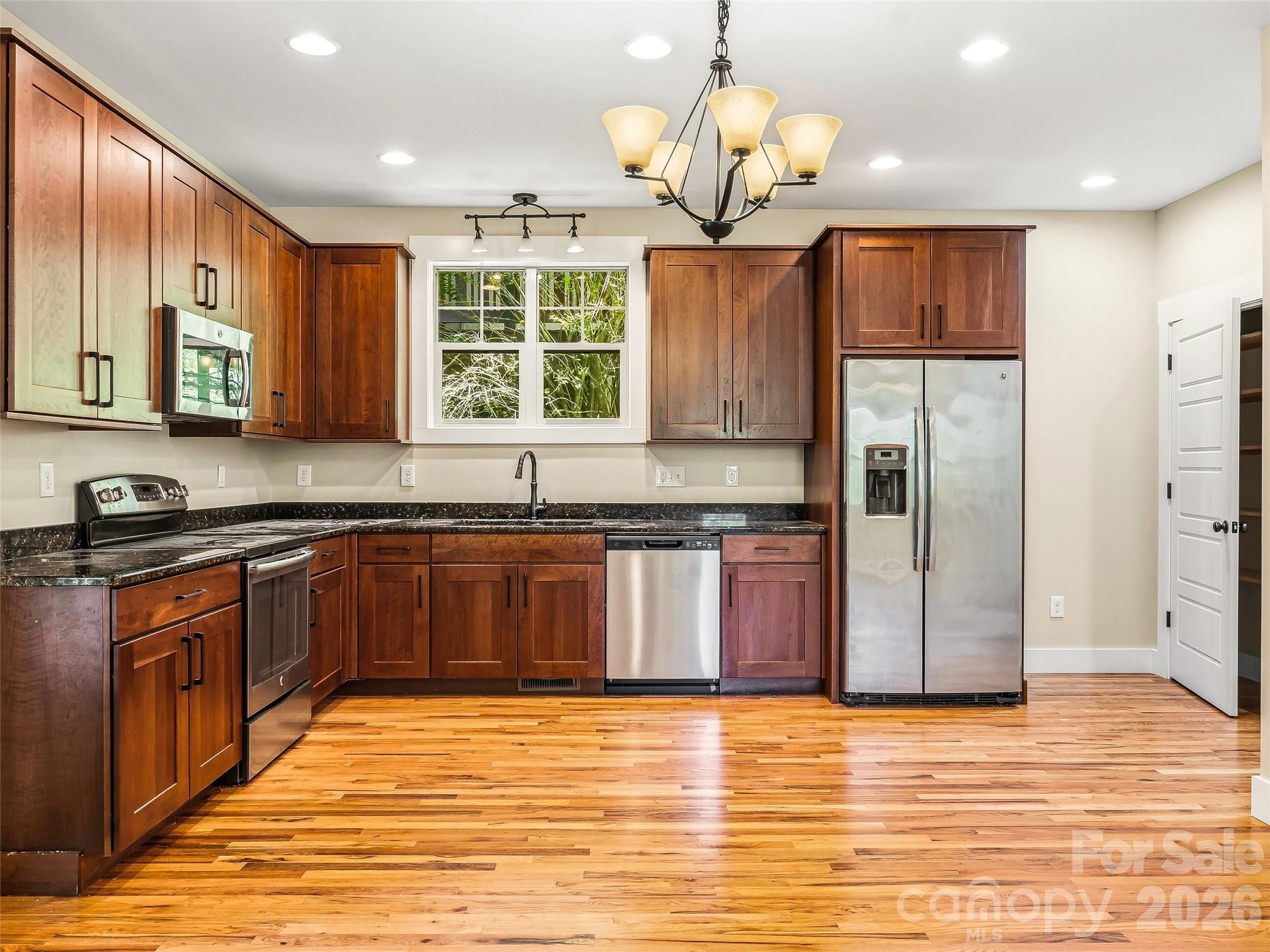25 Shady Park Lane — Asheville