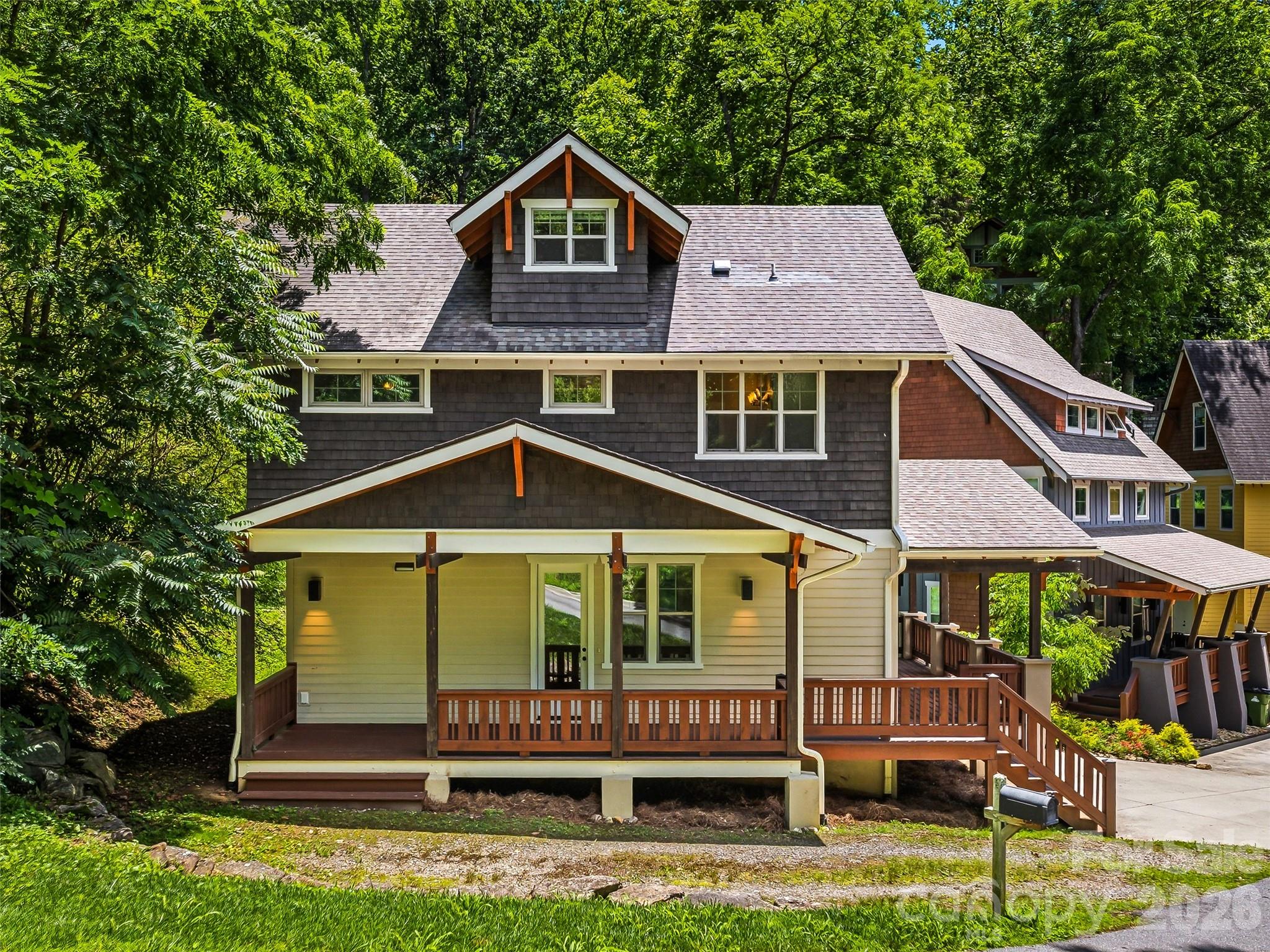 25 Shady Park Lane — Asheville