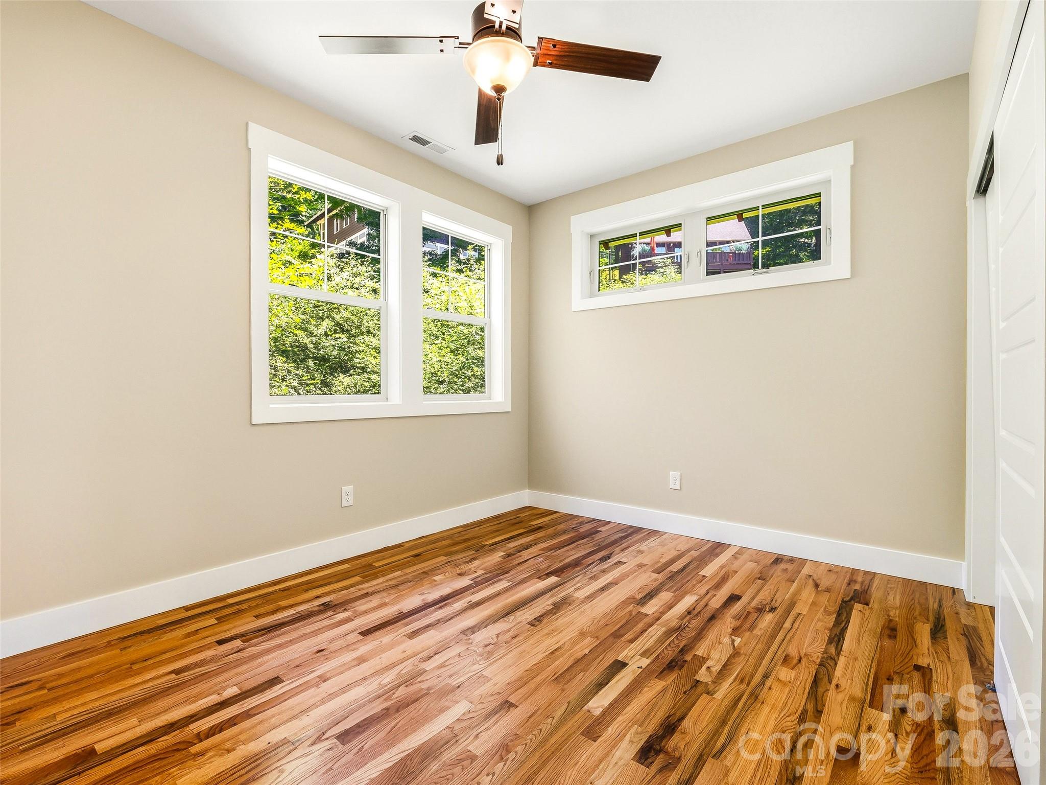 25 Shady Park Lane — Asheville