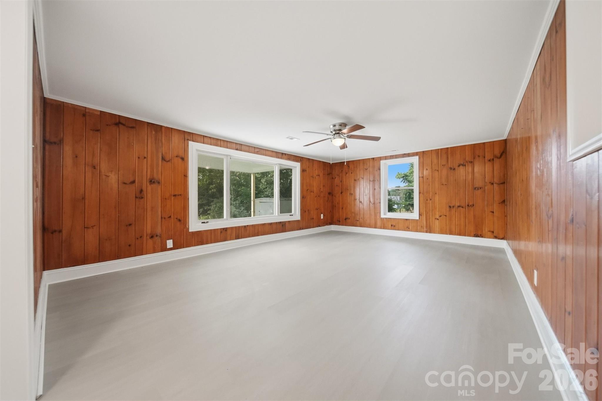 218 33rd Street SW — Hickory