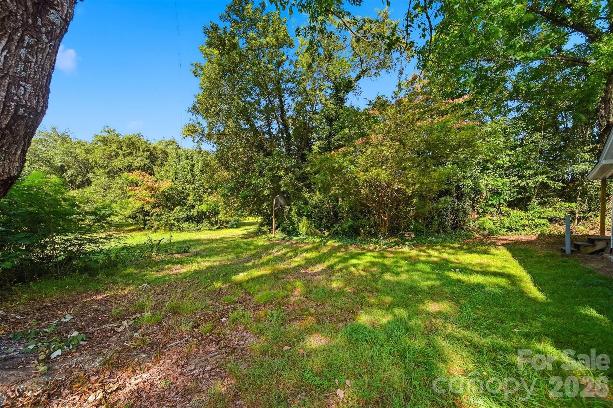 218 33rd Street SW — Hickory