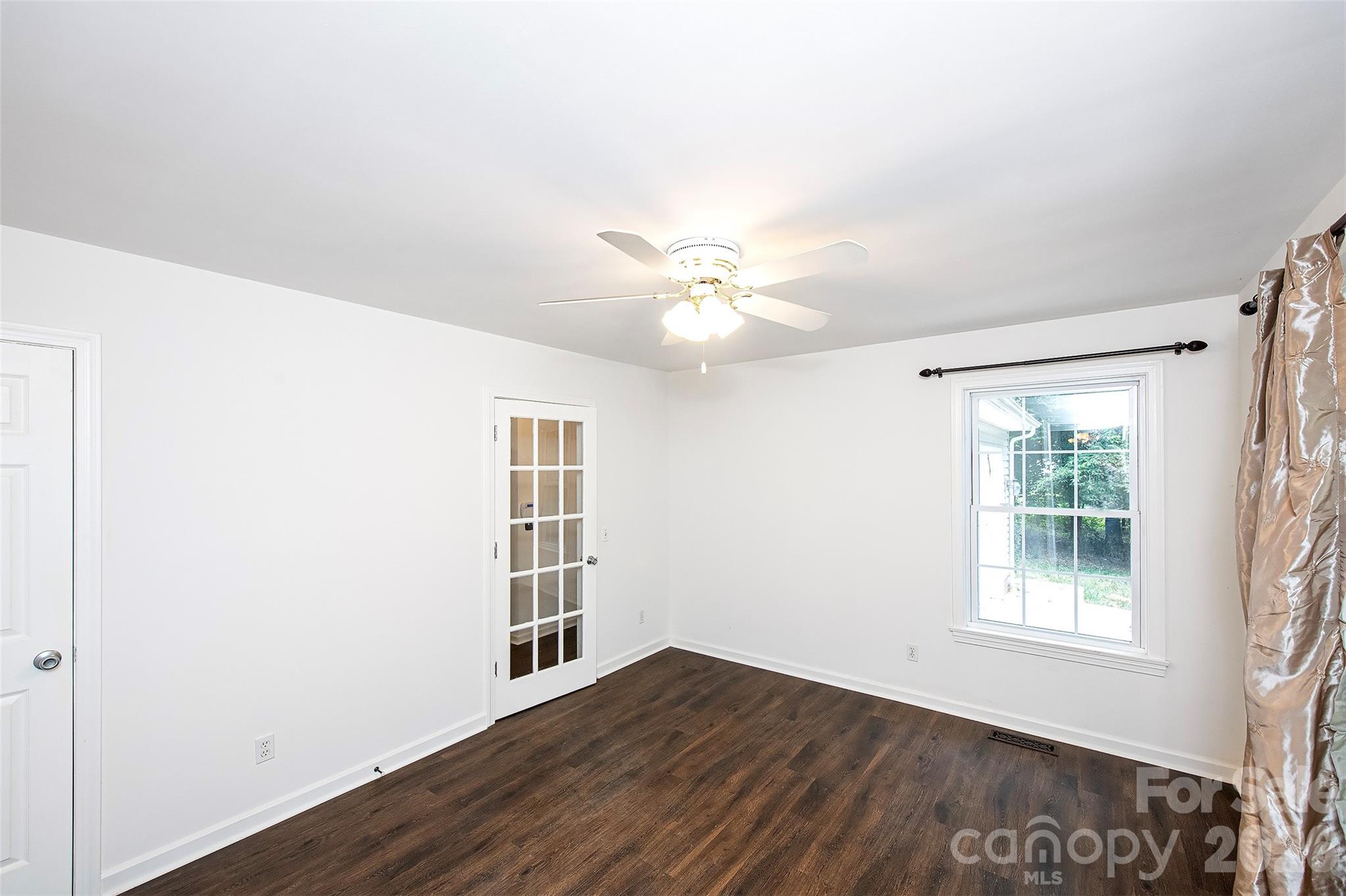 8327 Loma Linda Lane — Waxhaw