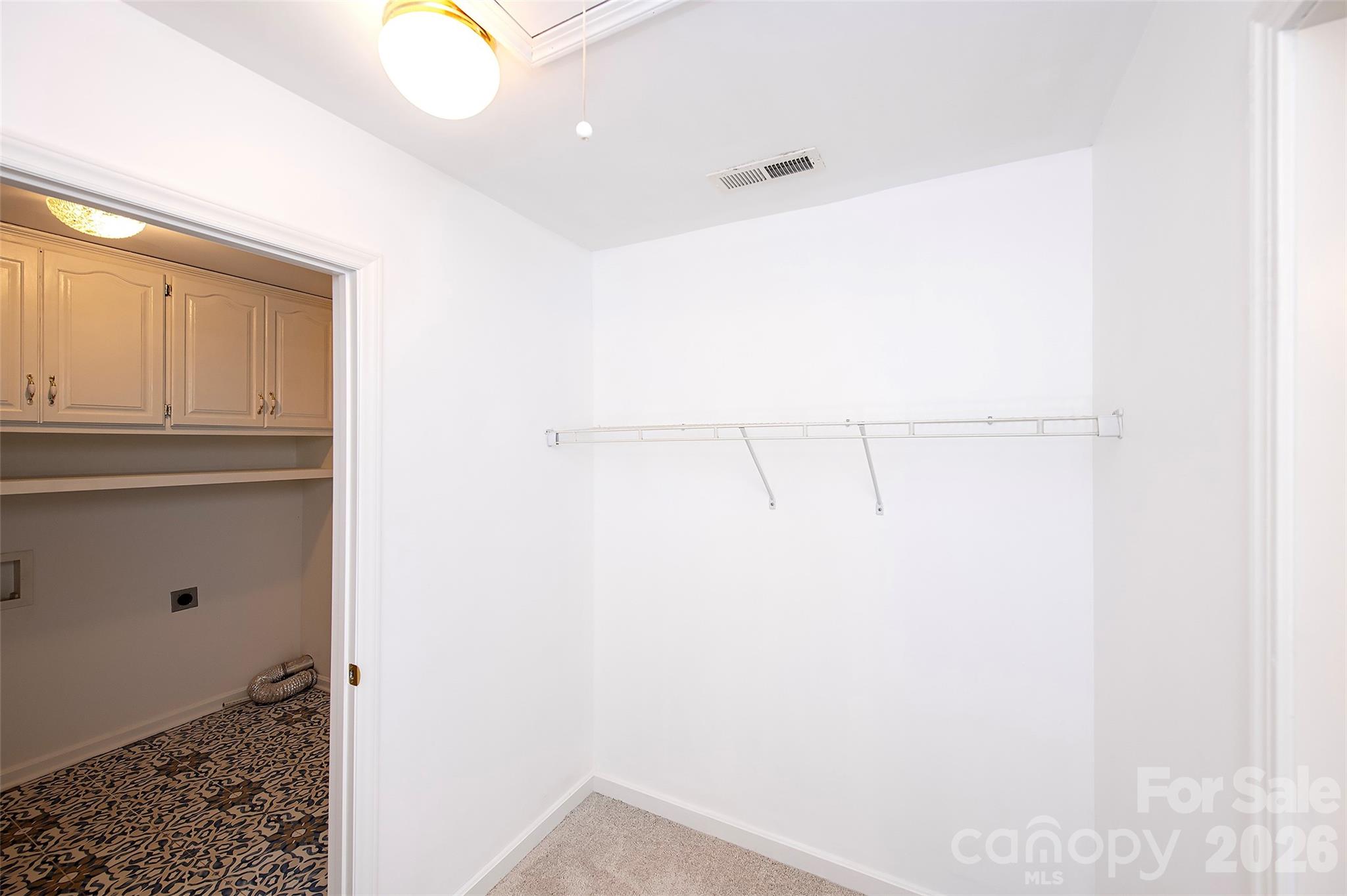 8327 Loma Linda Lane — Waxhaw