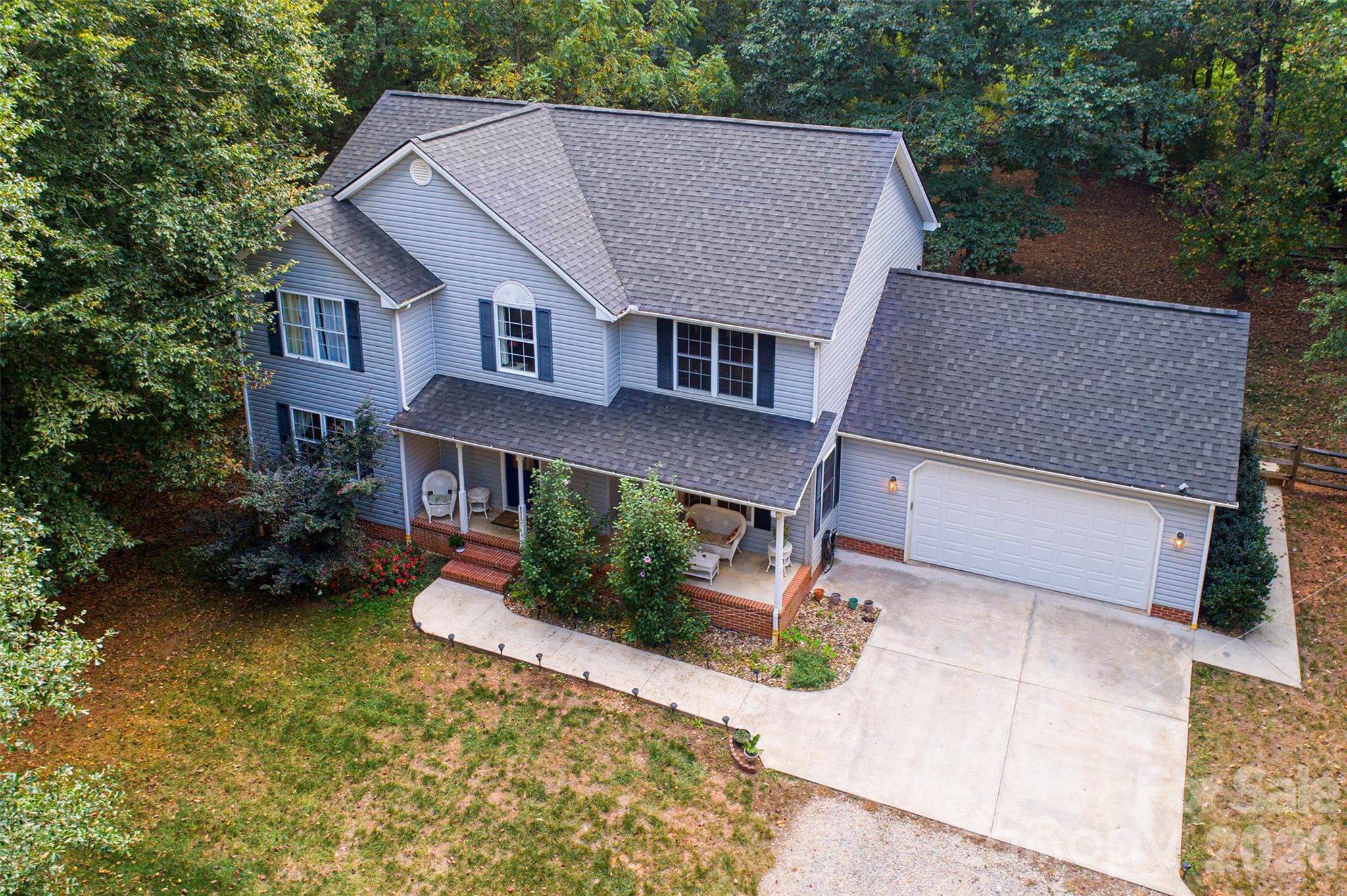 8327 Loma Linda Lane — Waxhaw