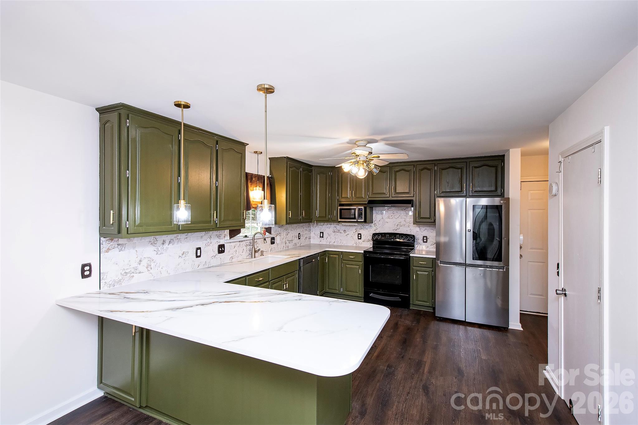 8327 Loma Linda Lane — Waxhaw