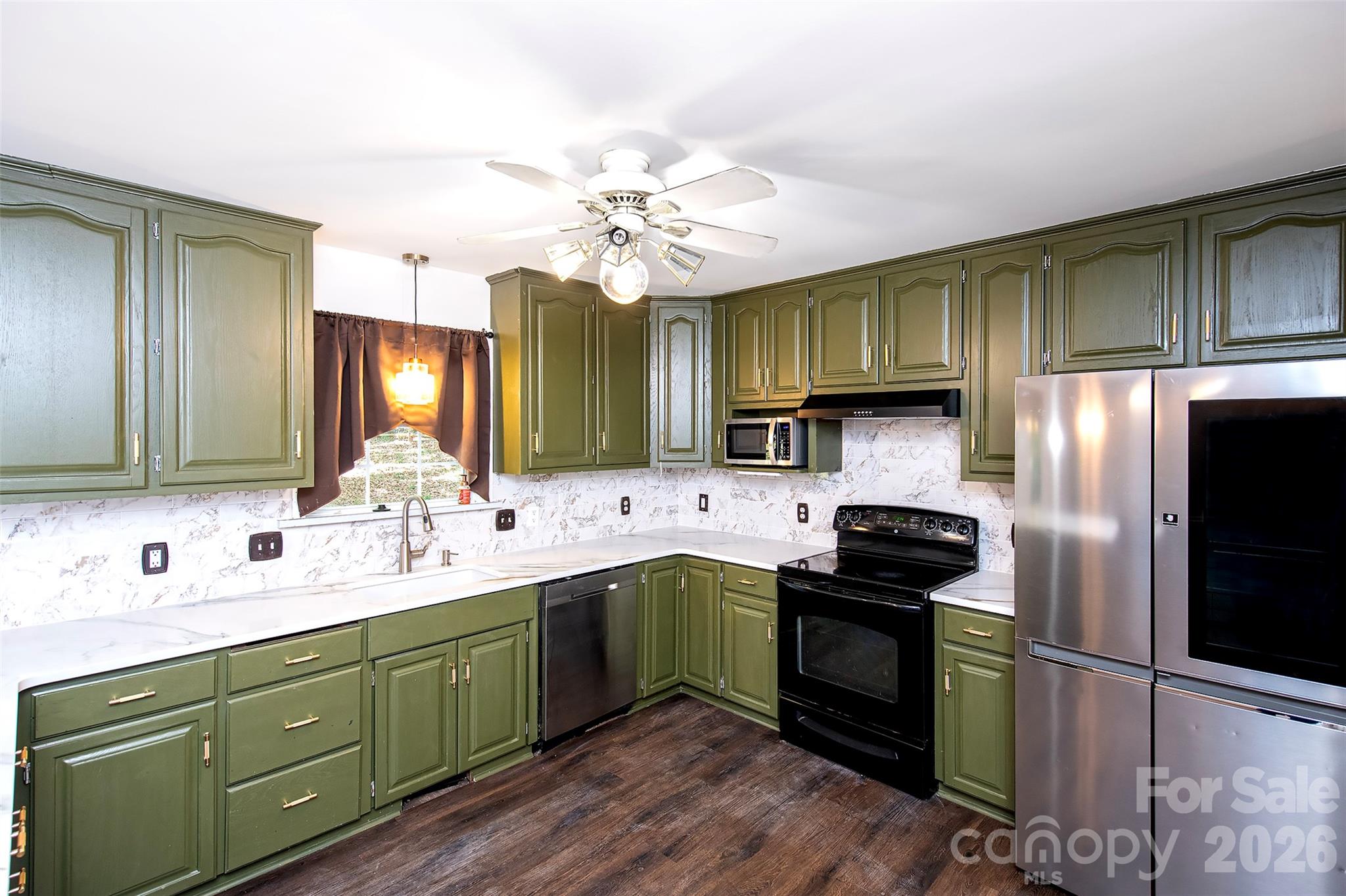 8327 Loma Linda Lane — Waxhaw