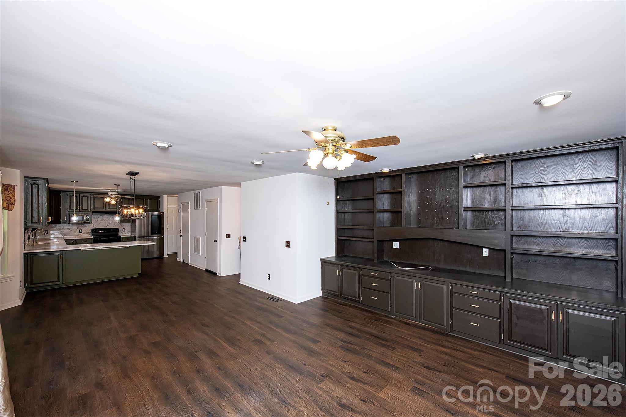 8327 Loma Linda Lane — Waxhaw
