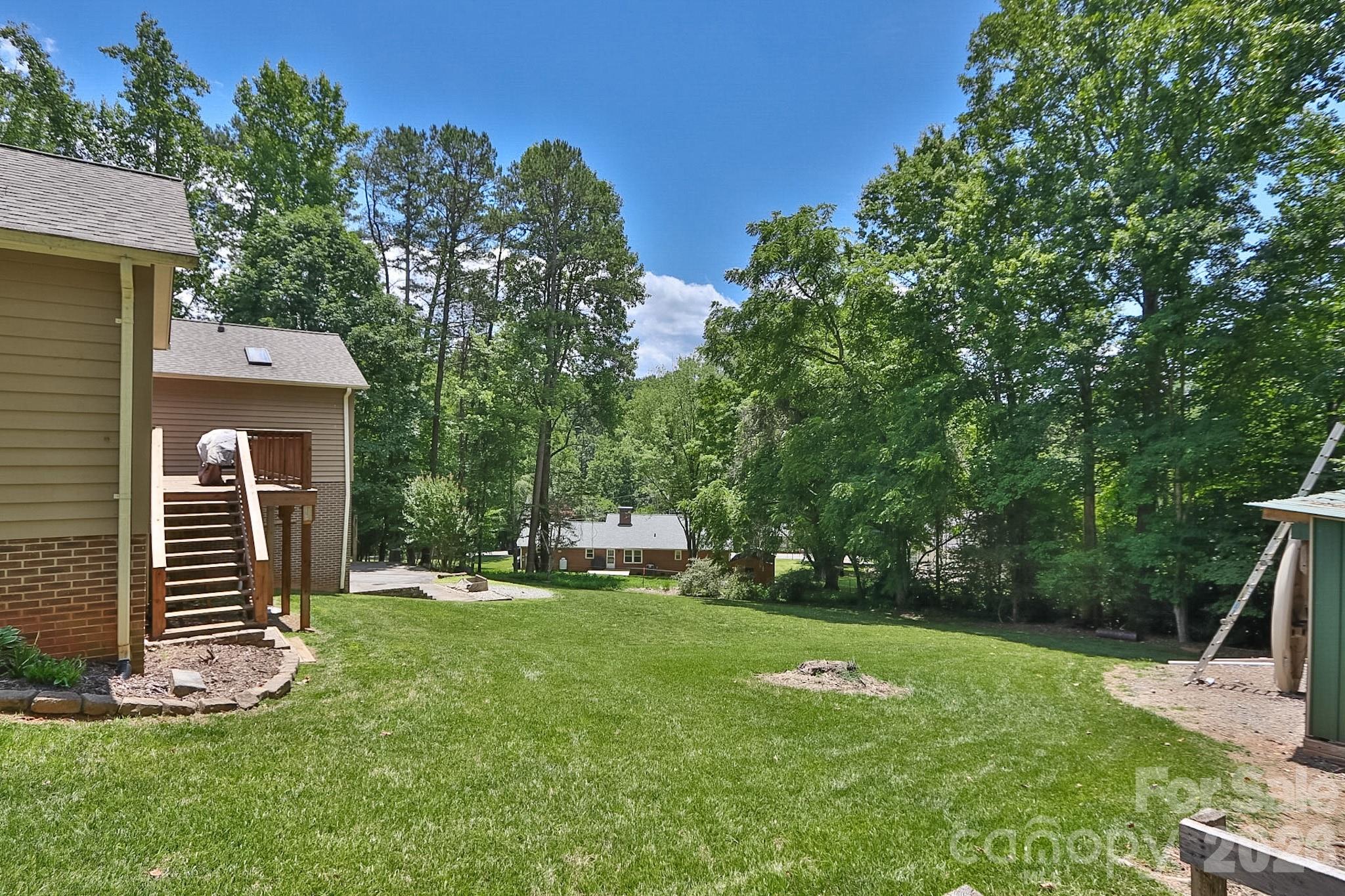 135 Holly Hill Drive — Elkin