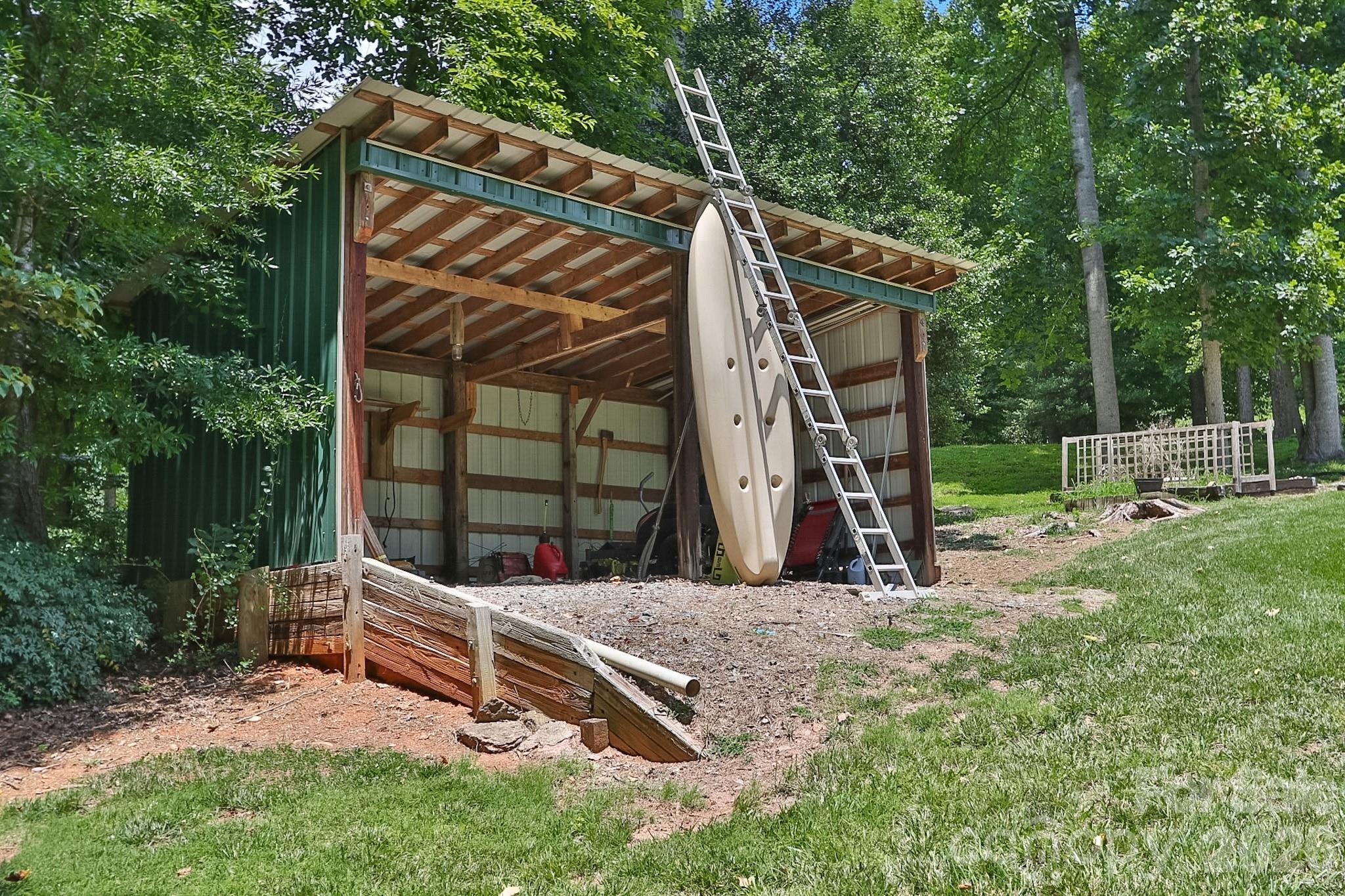135 Holly Hill Drive — Elkin