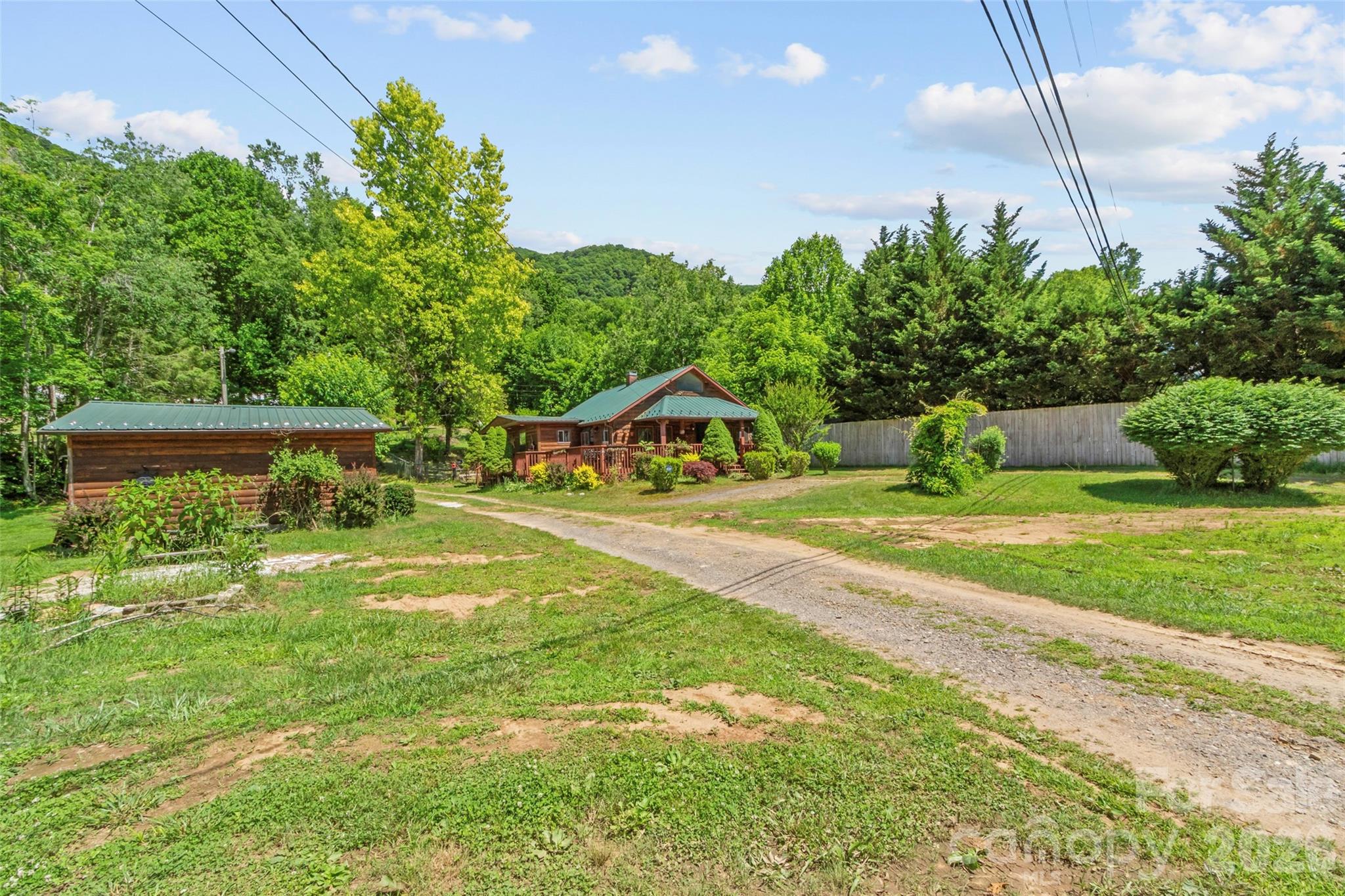 30 Clover Lane — Burnsville