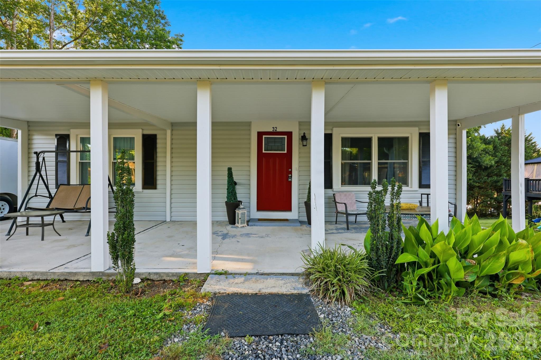 32 W Highland Avenue — Granite Falls