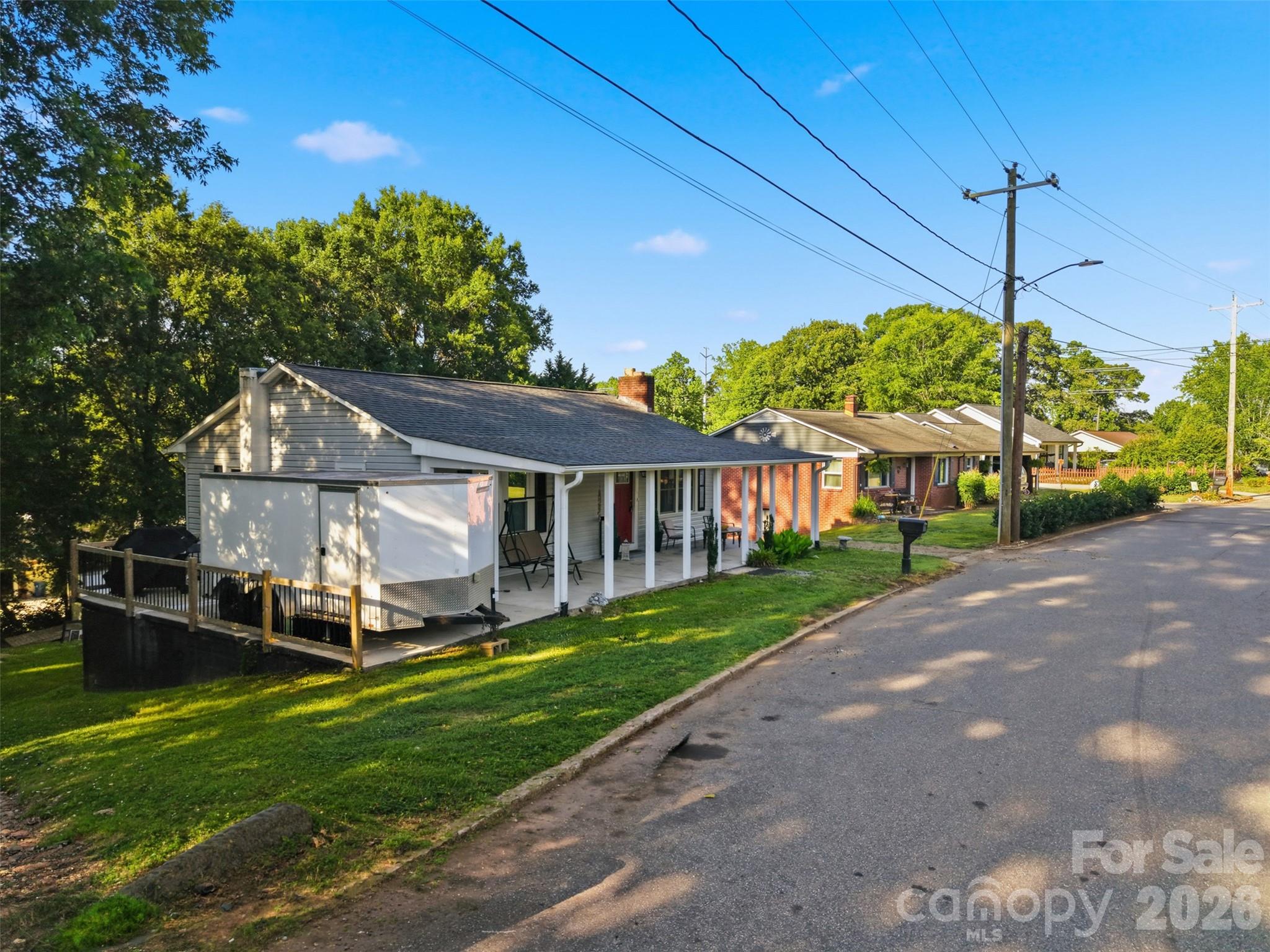32 W Highland Avenue — Granite Falls