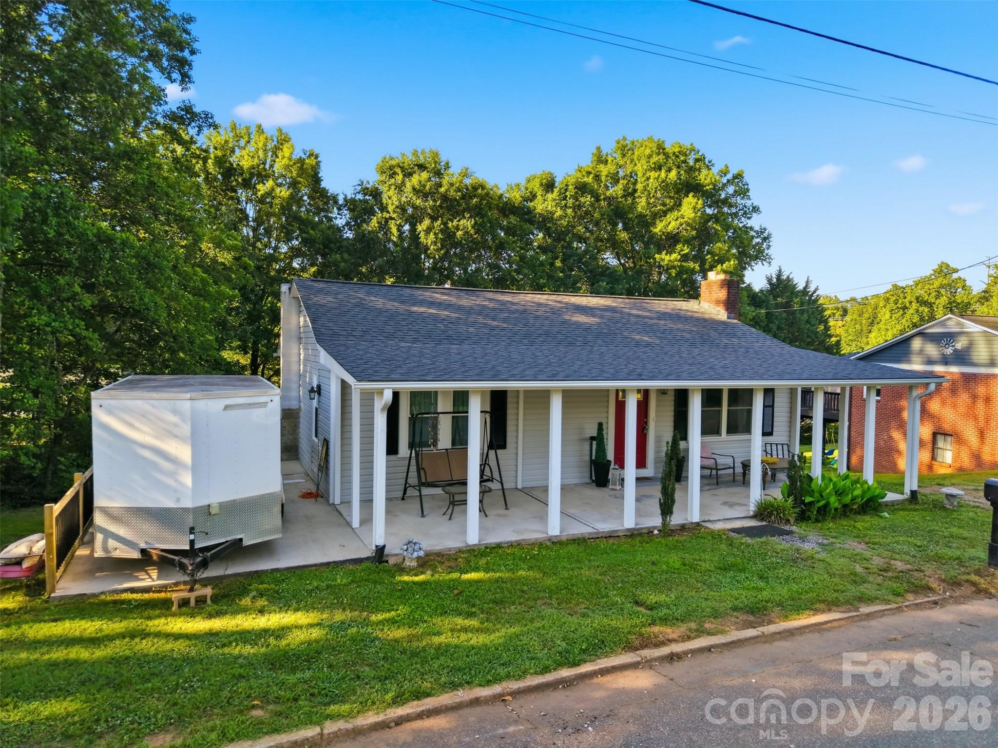 32 W Highland Avenue — Granite Falls