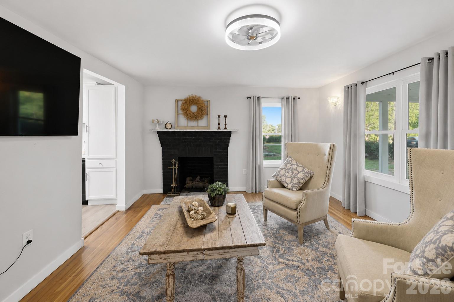 32 W Highland Avenue — Granite Falls