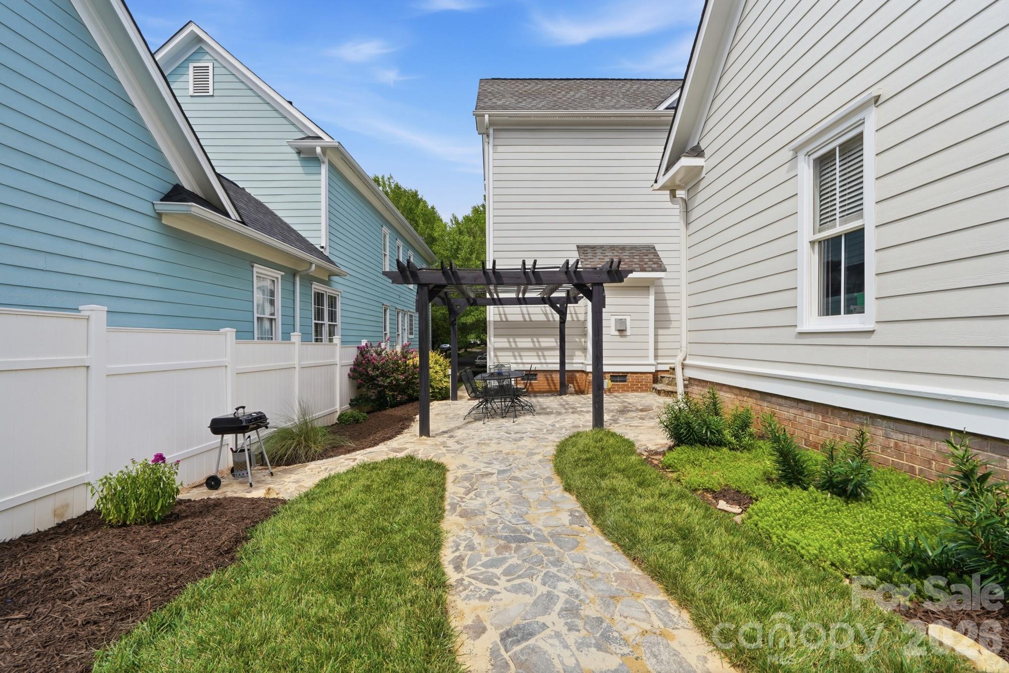 716 Shady Grove Crossing — Fort Mill