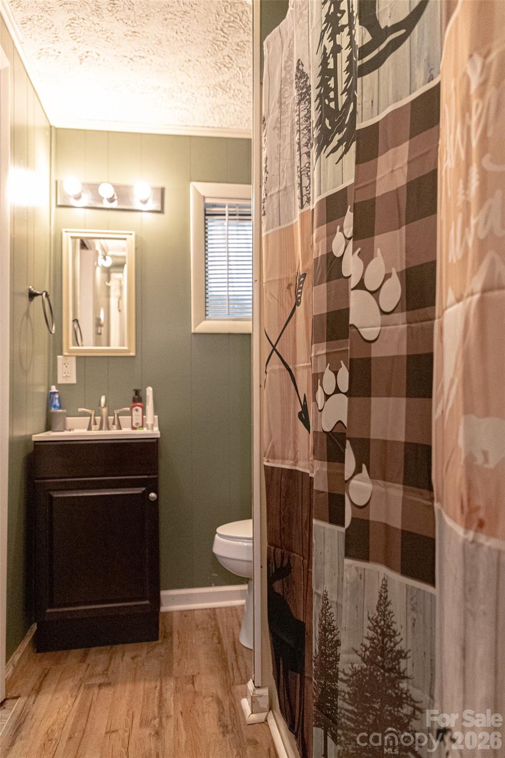 330 Riddle Cove Road — Maggie Valley