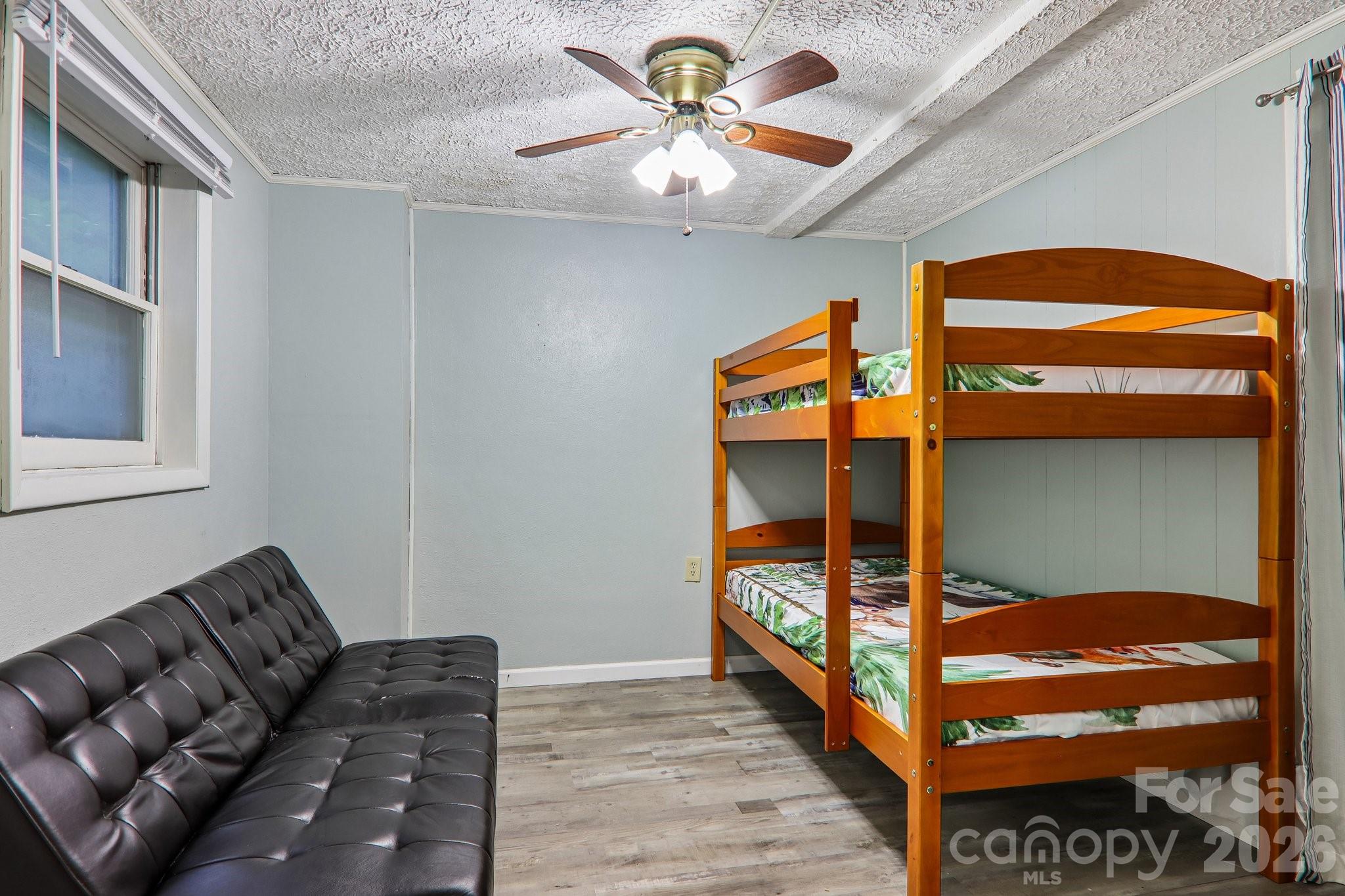 330 Riddle Cove Road — Maggie Valley