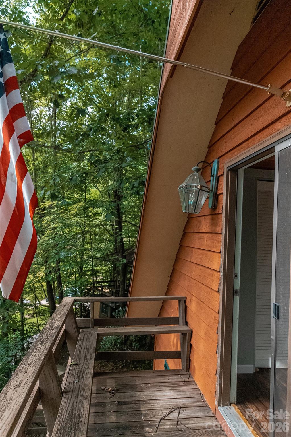 330 Riddle Cove Road — Maggie Valley