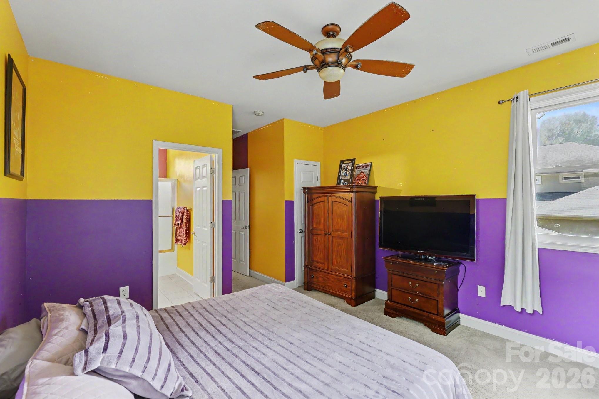 10130 Fairlea Drive — Charlotte