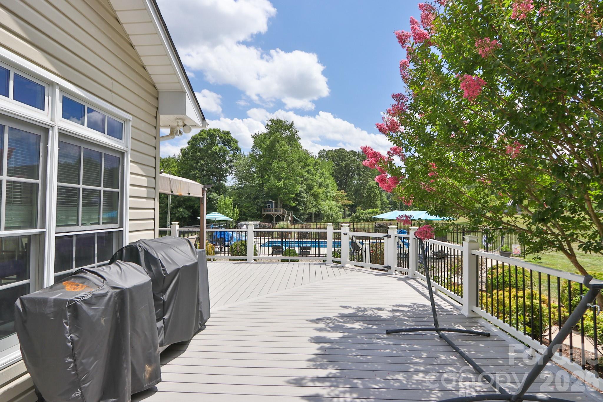 2726 Cedar Forest Road — Ronda