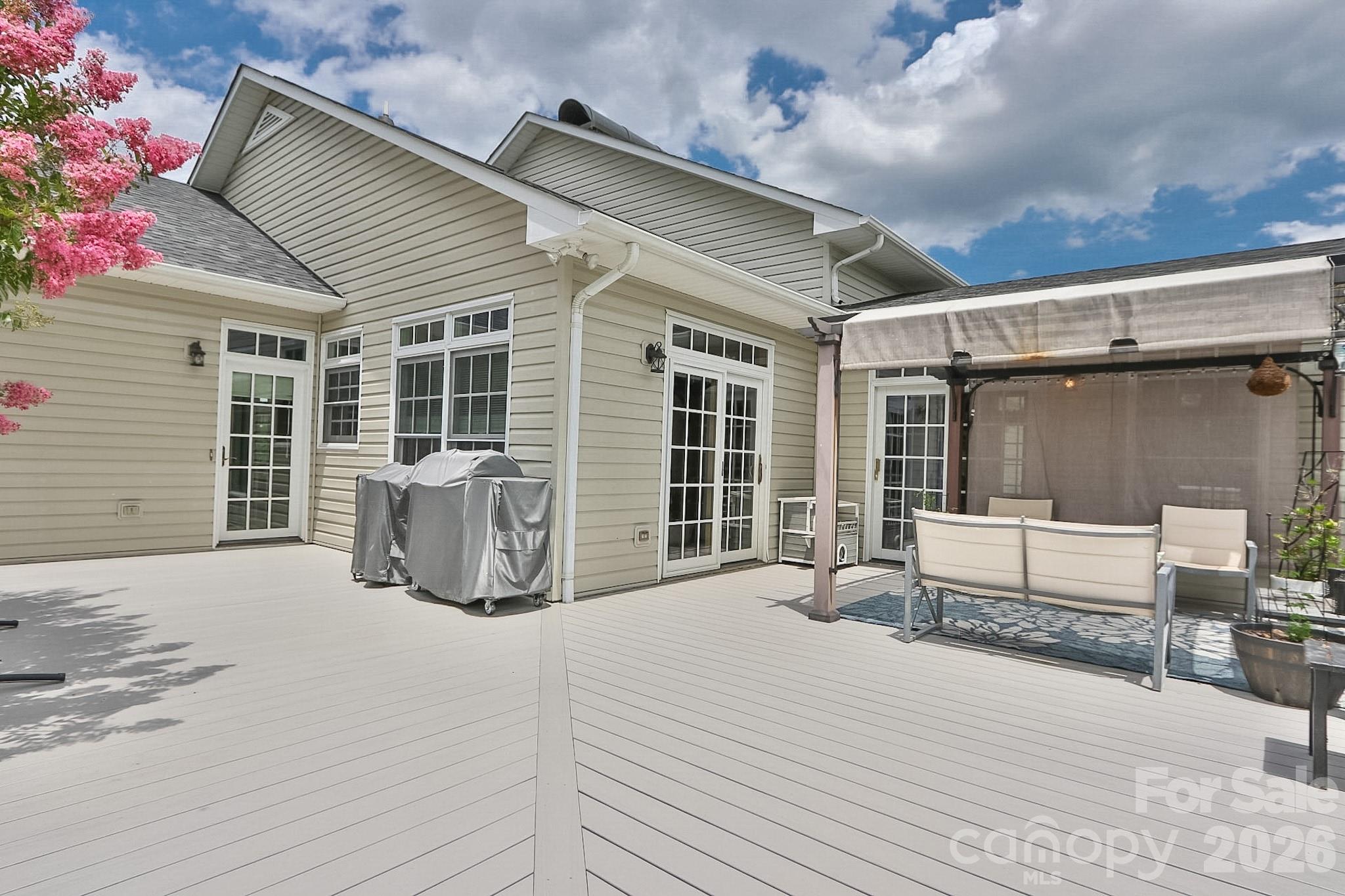2726 Cedar Forest Road — Ronda