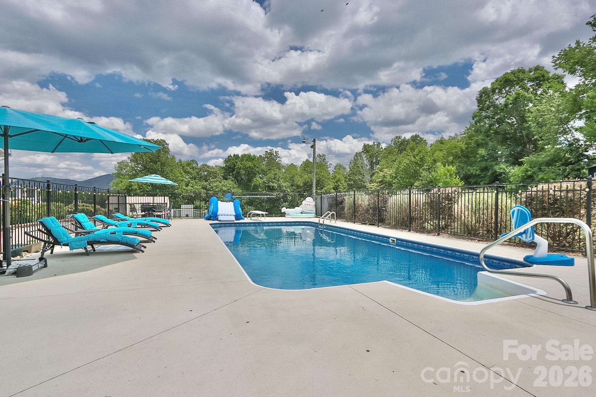 2726 Cedar Forest Road — Ronda