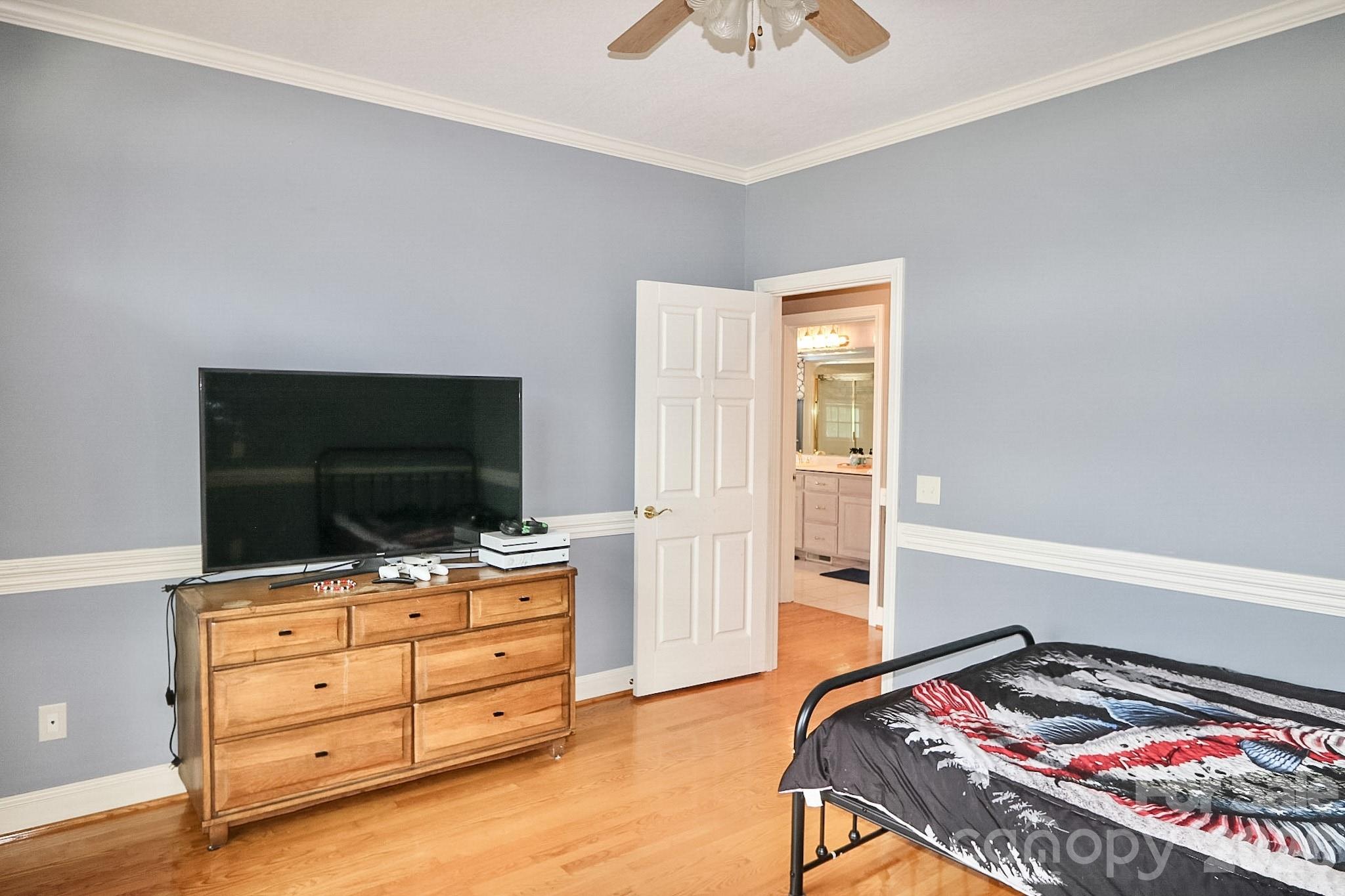 2726 Cedar Forest Road — Ronda
