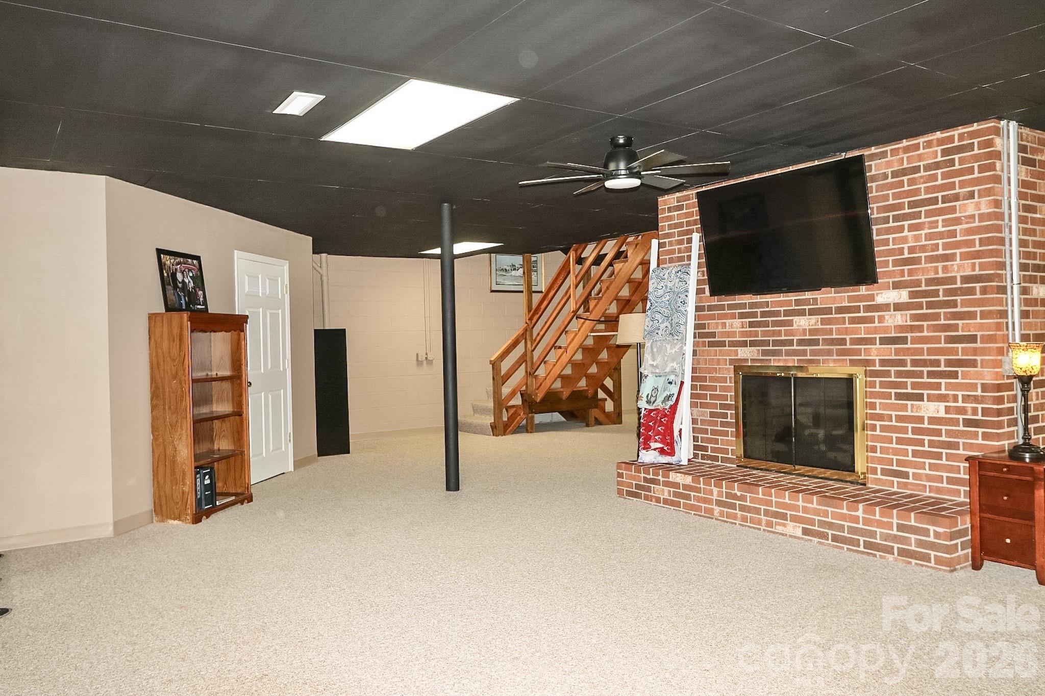 2726 Cedar Forest Road — Ronda