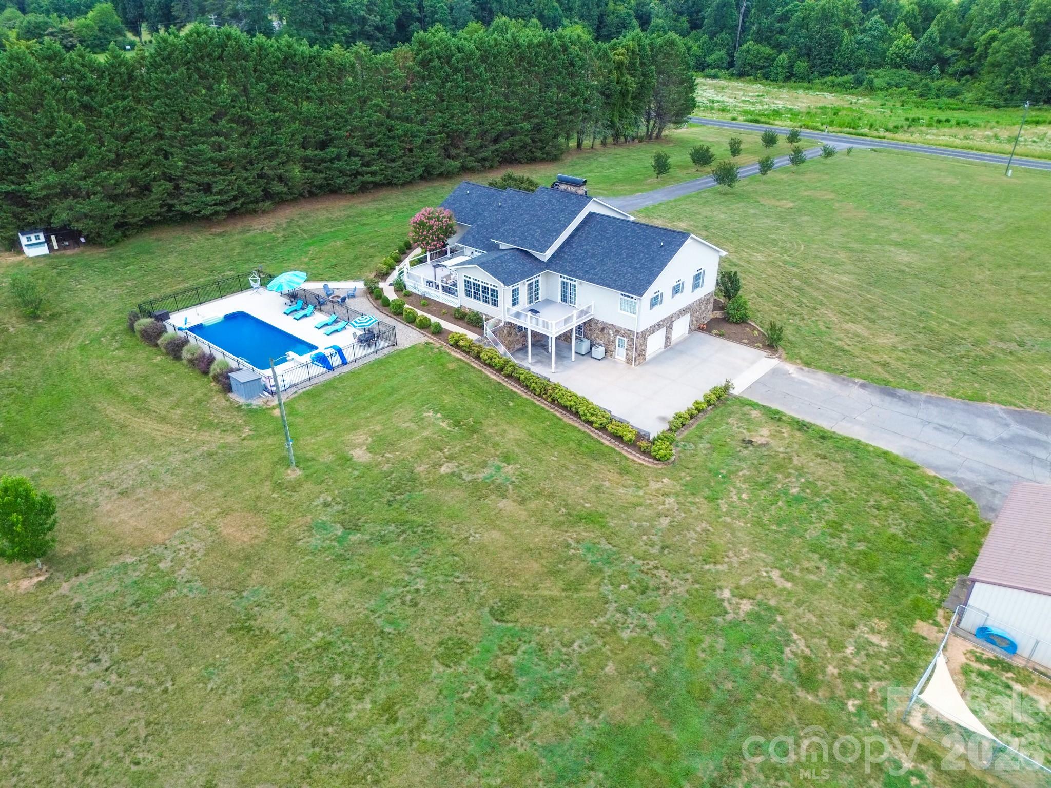 2726 Cedar Forest Road — Ronda
