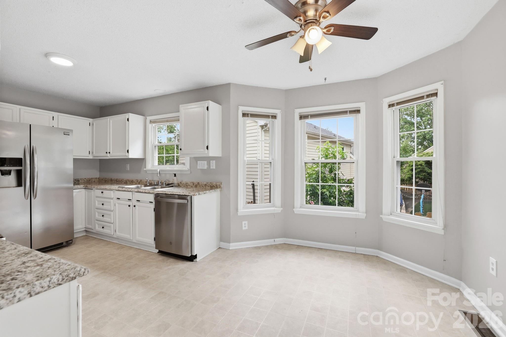 7038 Chelsea Day Lane — Tega Cay