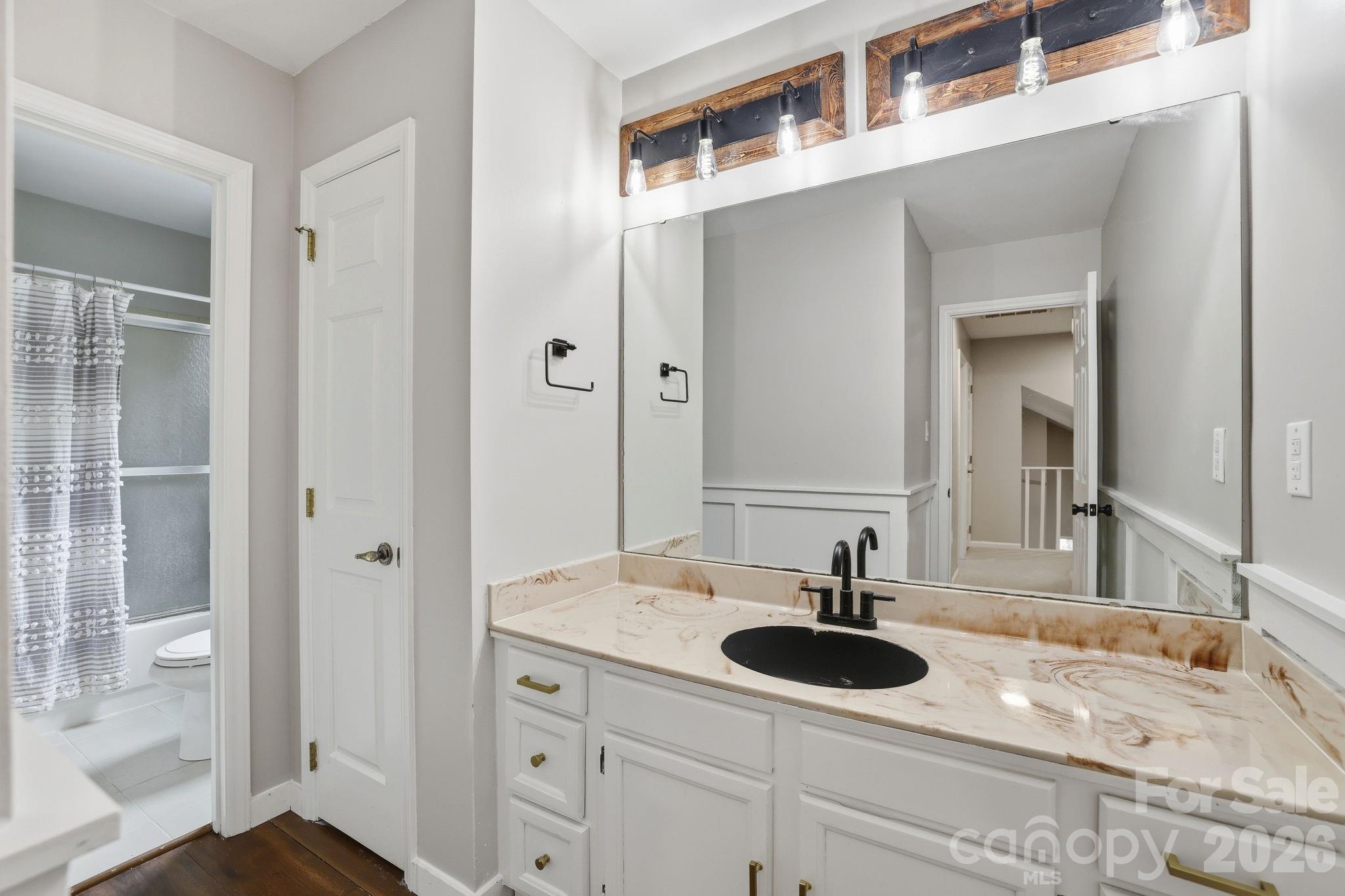 7038 Chelsea Day Lane — Tega Cay