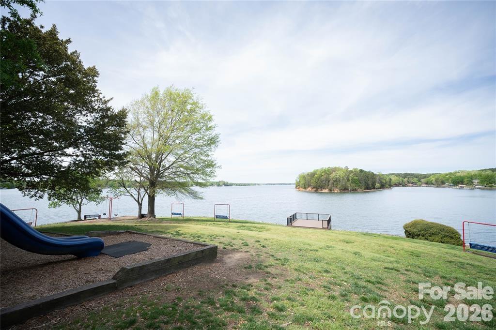 7038 Chelsea Day Lane — Tega Cay