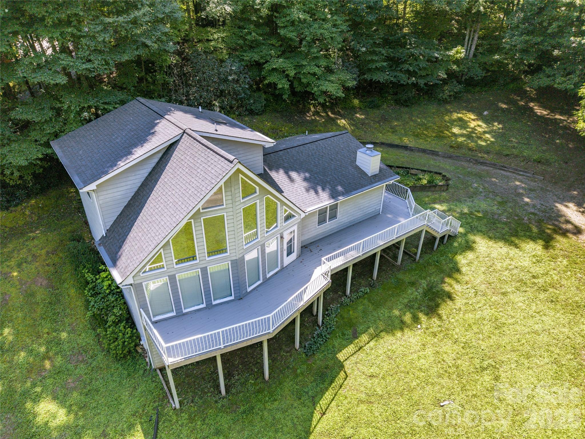 101 Friar Tuck Lane — Maggie Valley