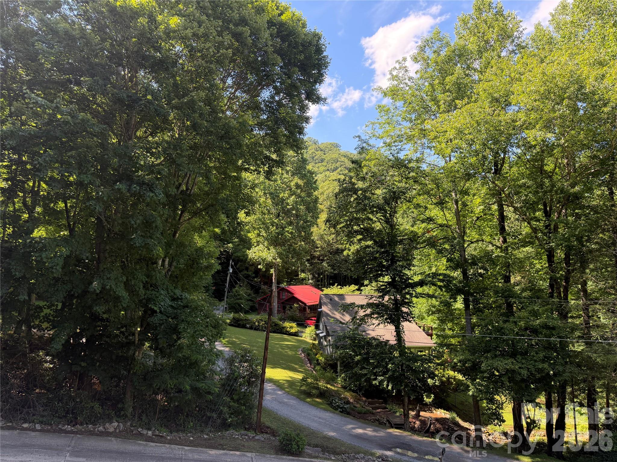 101 Friar Tuck Lane — Maggie Valley